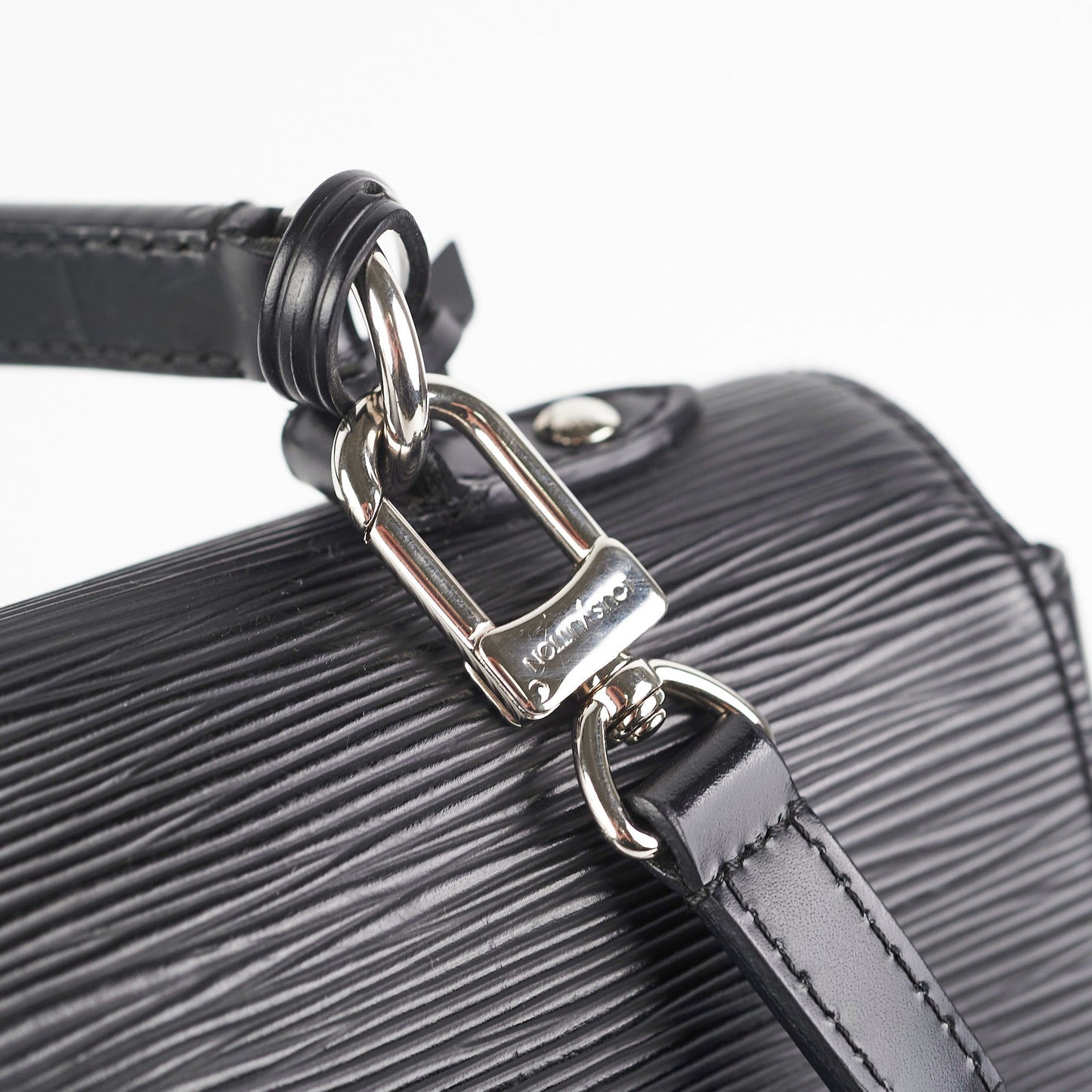 Louis Vuitton Cluny MM Epi Black Bag