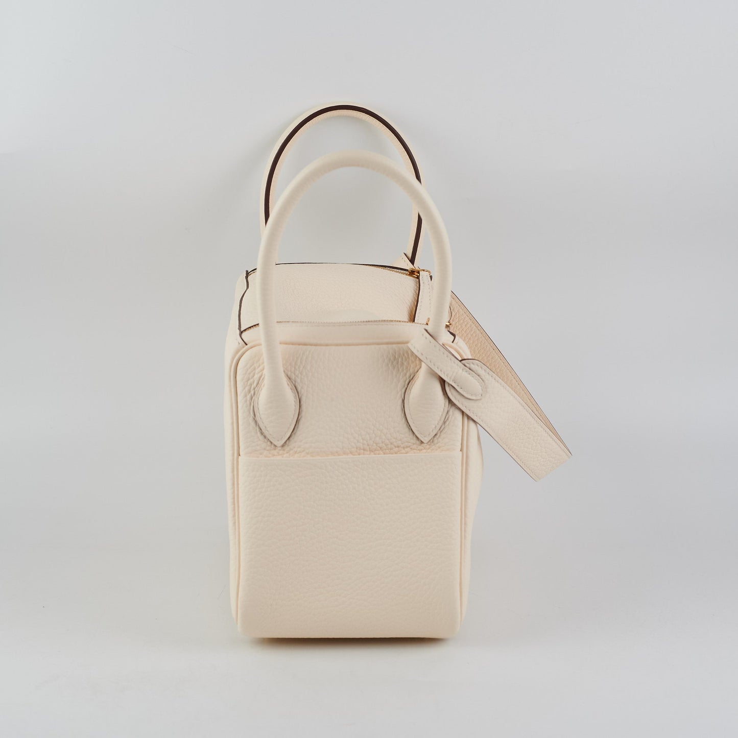 Hermes Lindy 26 Clemence Nata- U stamp 2022