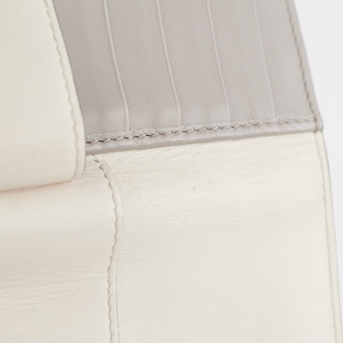 Gucci White Wallet