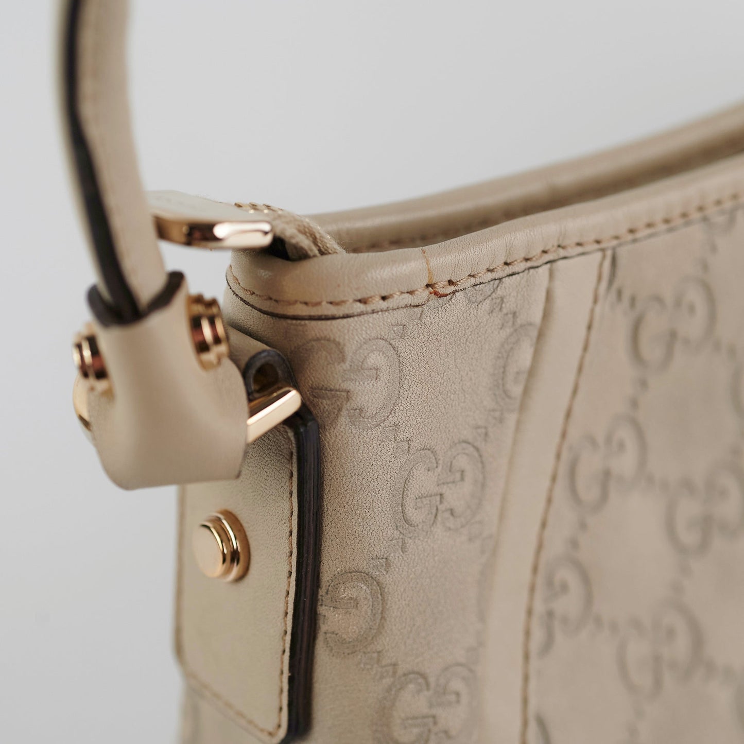 Gucci Ivory Guccissima D Ring Shoulder Bag