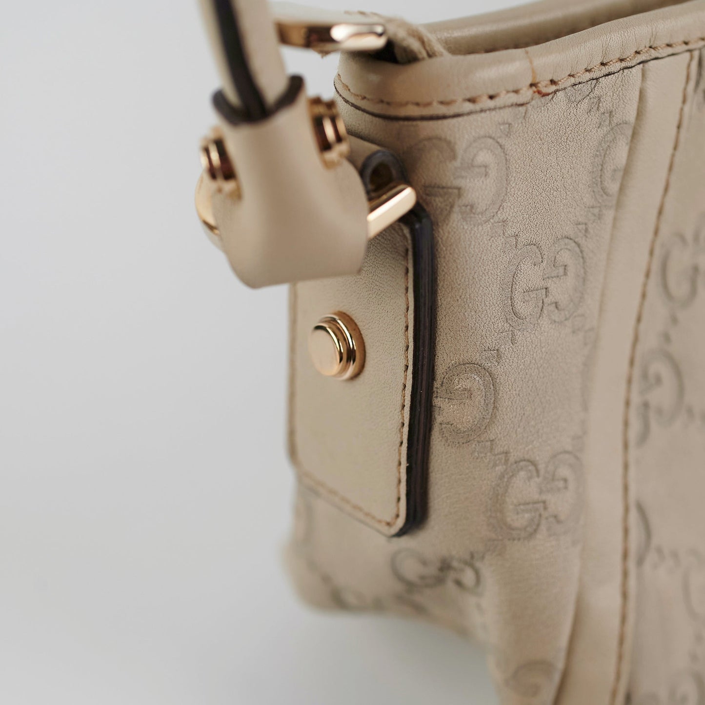 Gucci Ivory Guccissima D Ring Shoulder Bag
