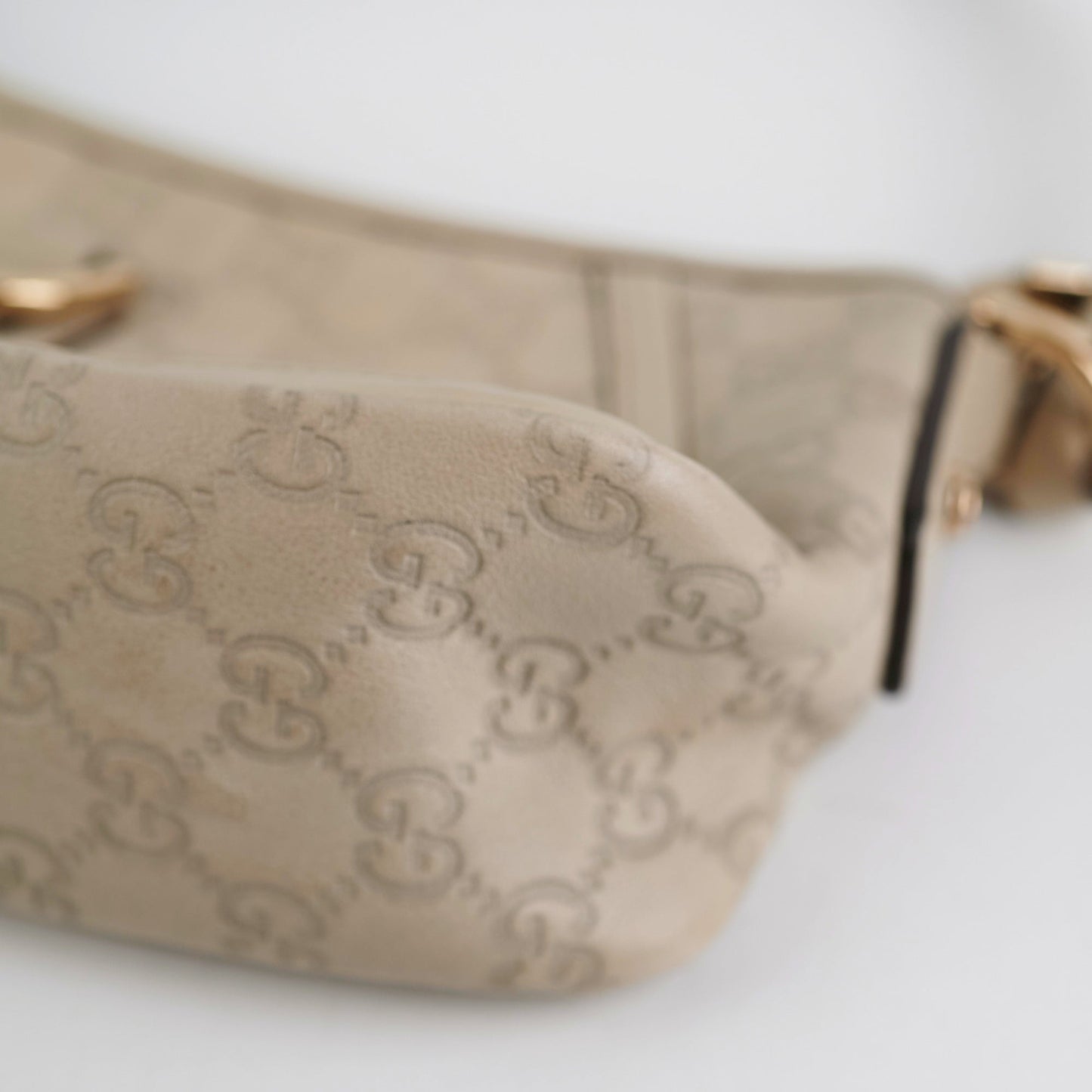 Gucci Ivory Guccissima D Ring Shoulder Bag