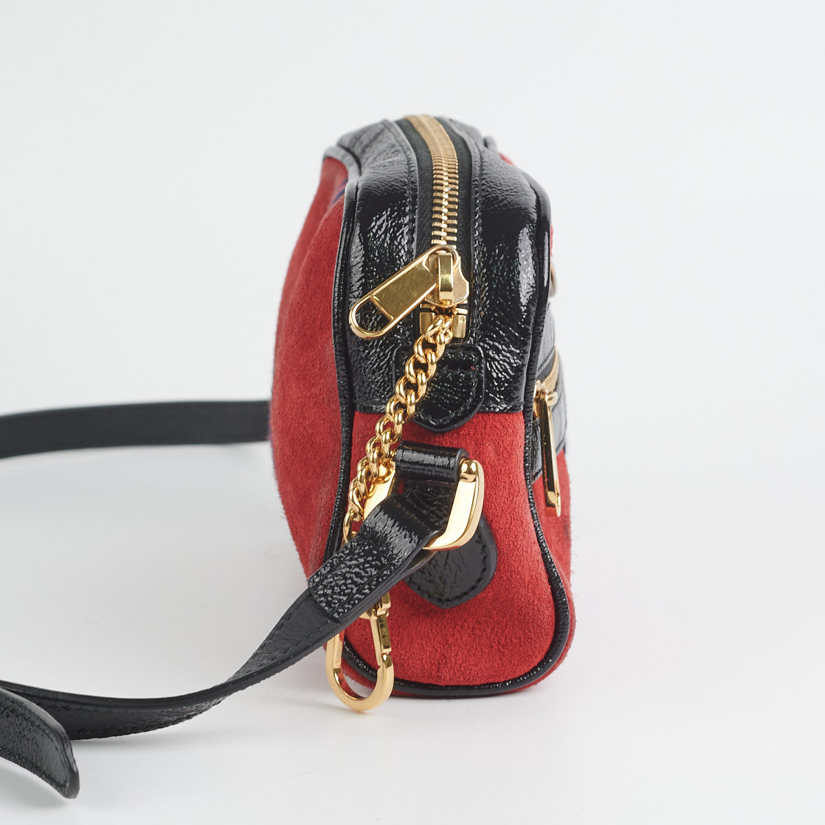 Gucci Vintage Nubuck Camera Bag Red