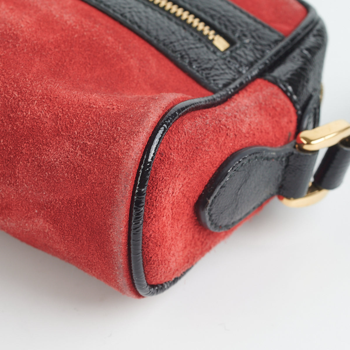Gucci Vintage Nubuck Camera Bag Red