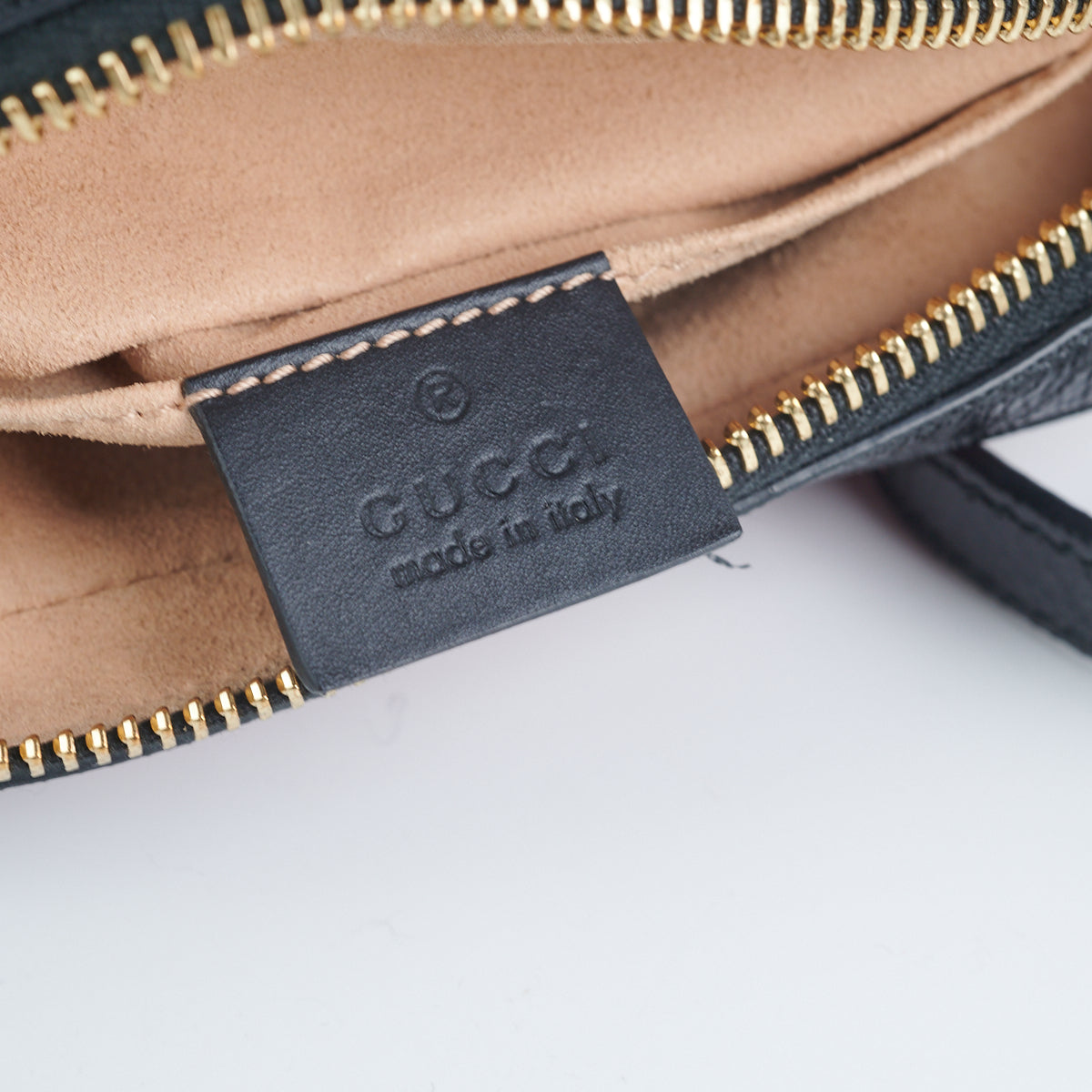 Gucci Vintage Nubuck Camera Bag Red
