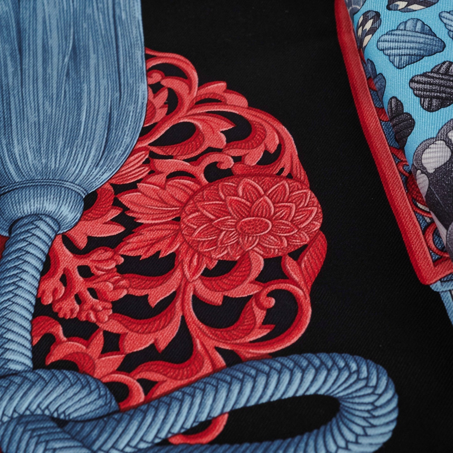 Hermes Carre Twill Silk 90x90 Blue/Red