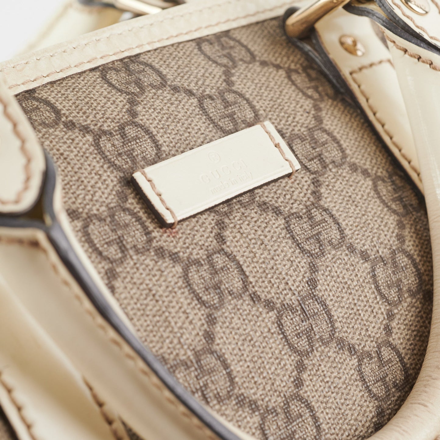 Gucci boston GG Surpreme canvas bag