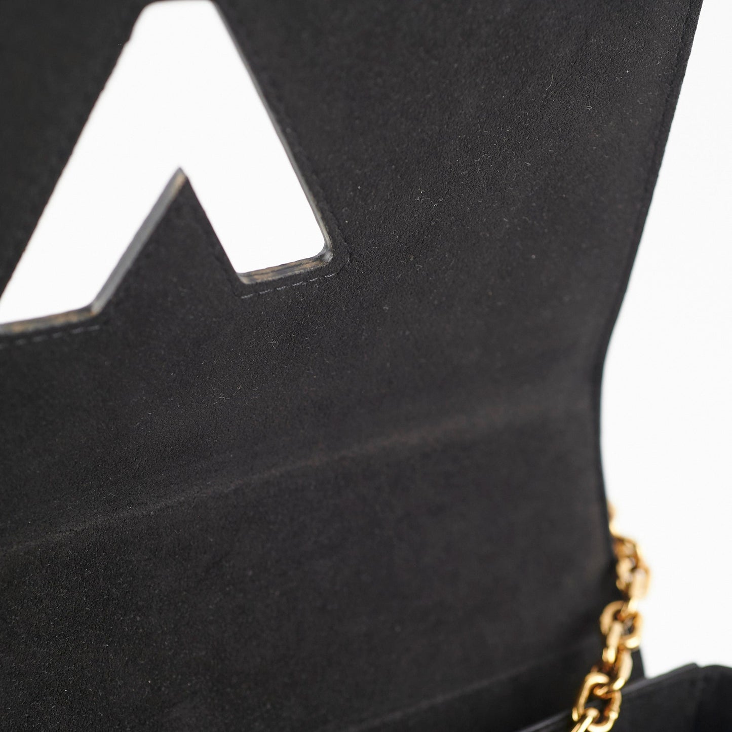18/7- Louis Vuitton Twist MM Black Bag