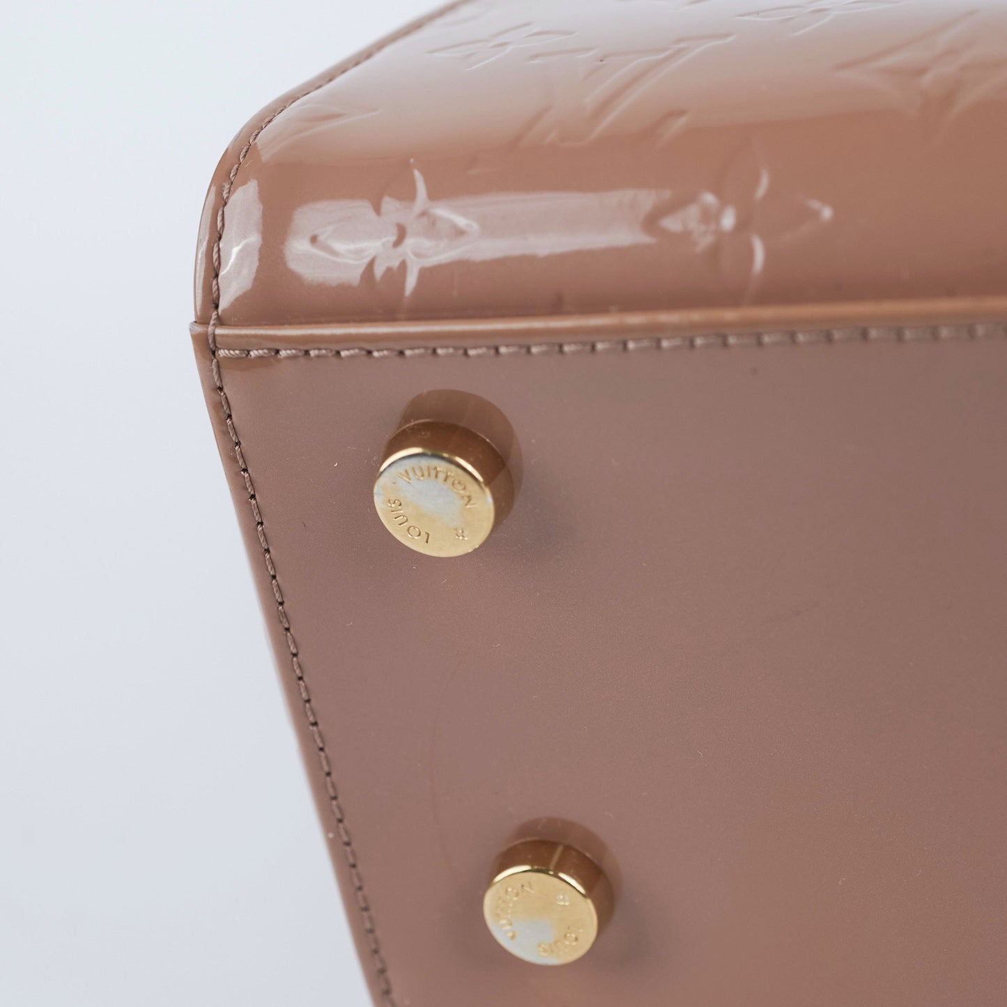 Louis Vuitton Brea Vernis Beige MM Bag