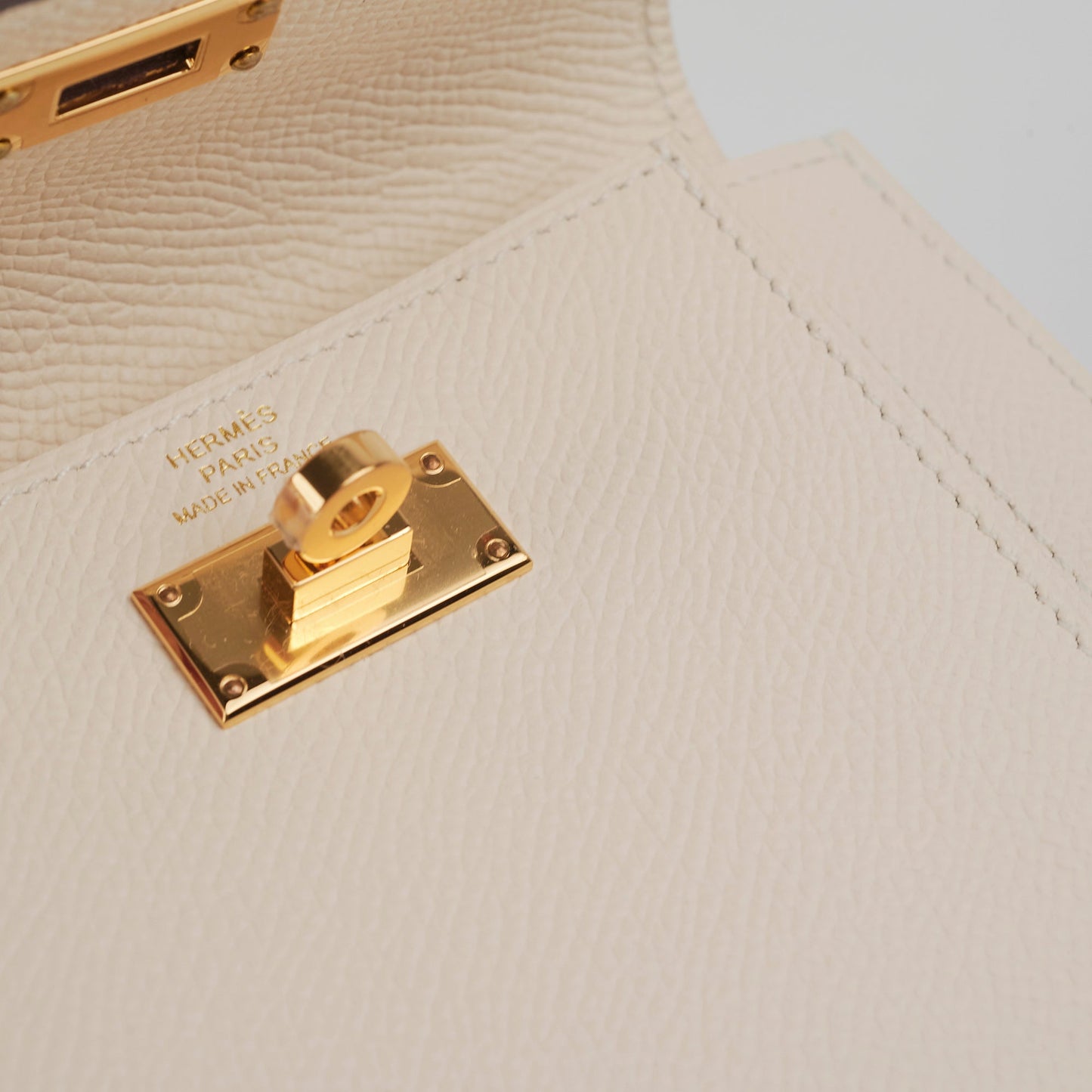Hermes Kelly Pocket Compact Wallet Nata
