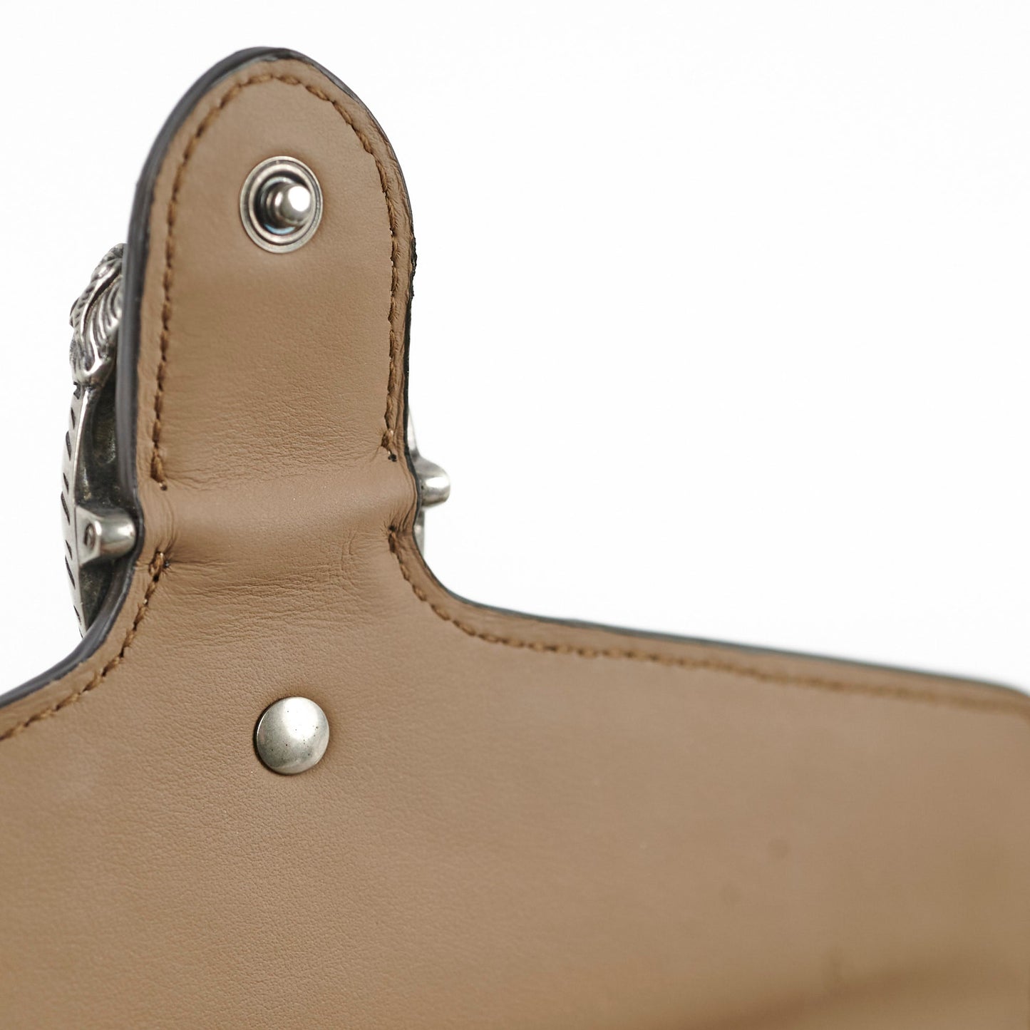 Gucci Dionysus Wallet on Chain Beige