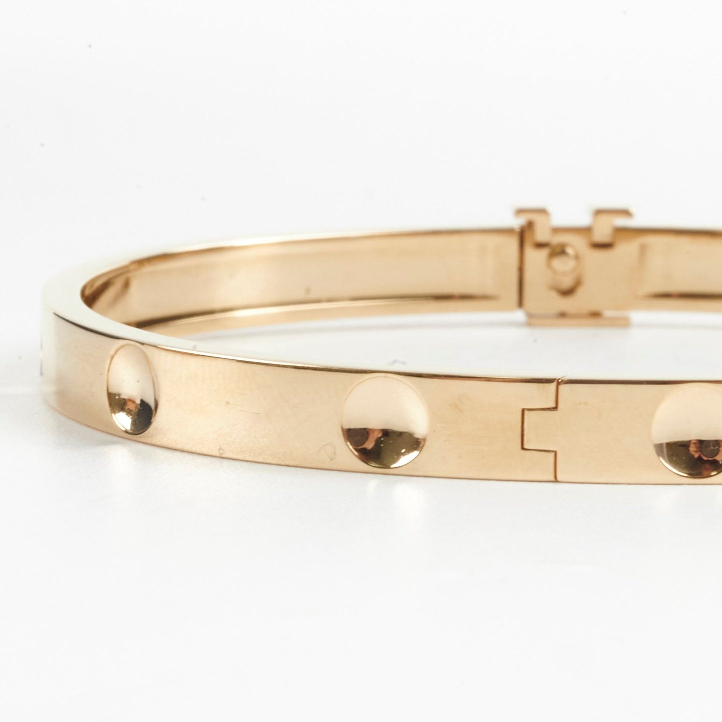 Louis Vuitton Empreinte Bangle Yellow Gold Size 17 (M)