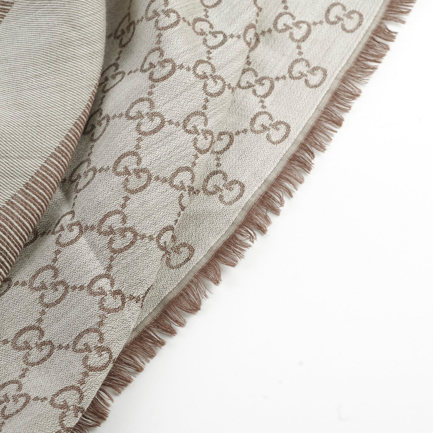 Gucci GG Supreme Scarf Beige