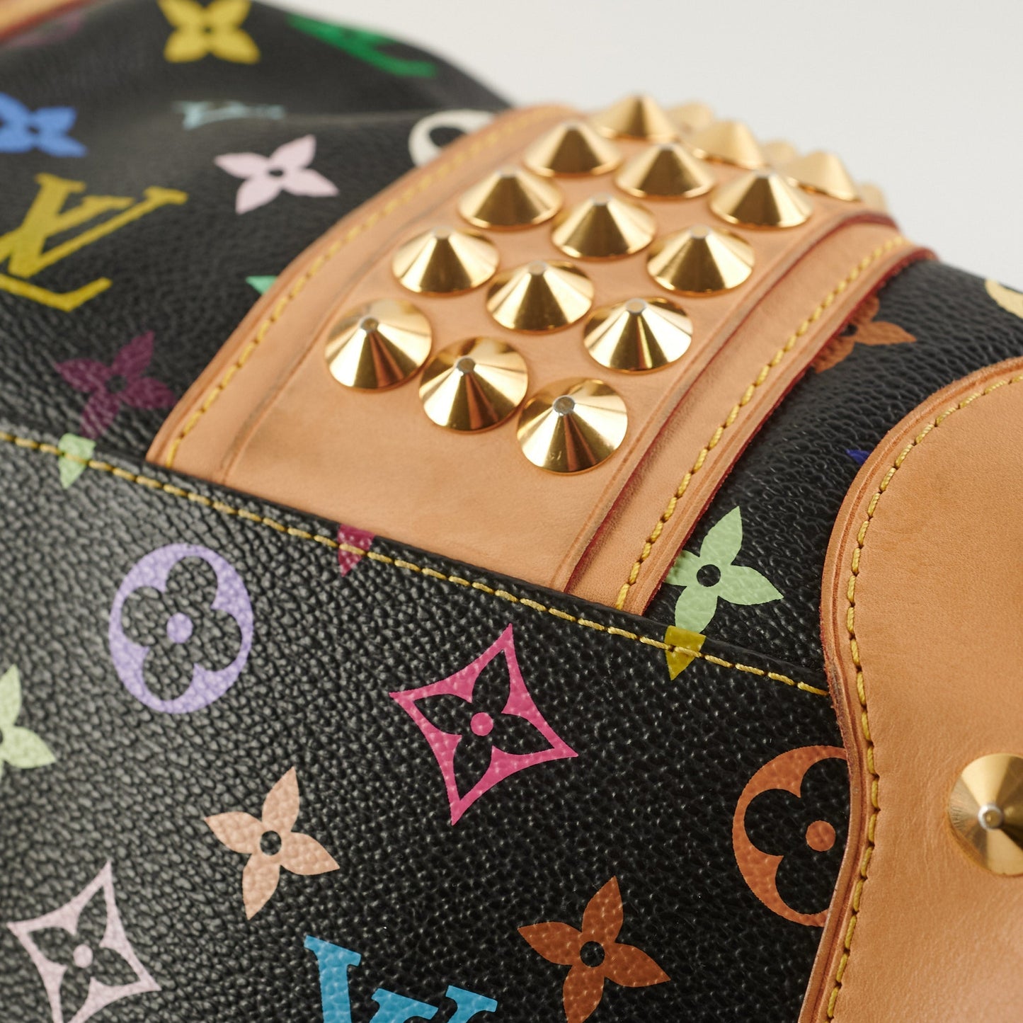 Louis Vuitton Courtney MM Multicolour Black