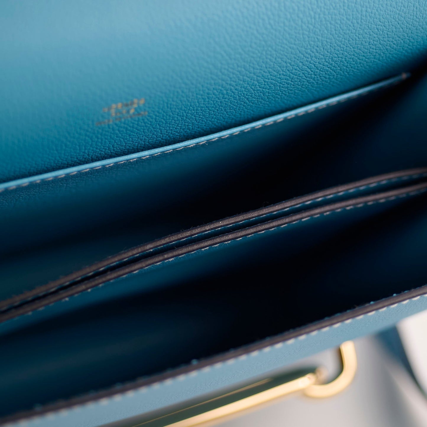 Hermes Roulis 23 Blue - D Stamp 2019