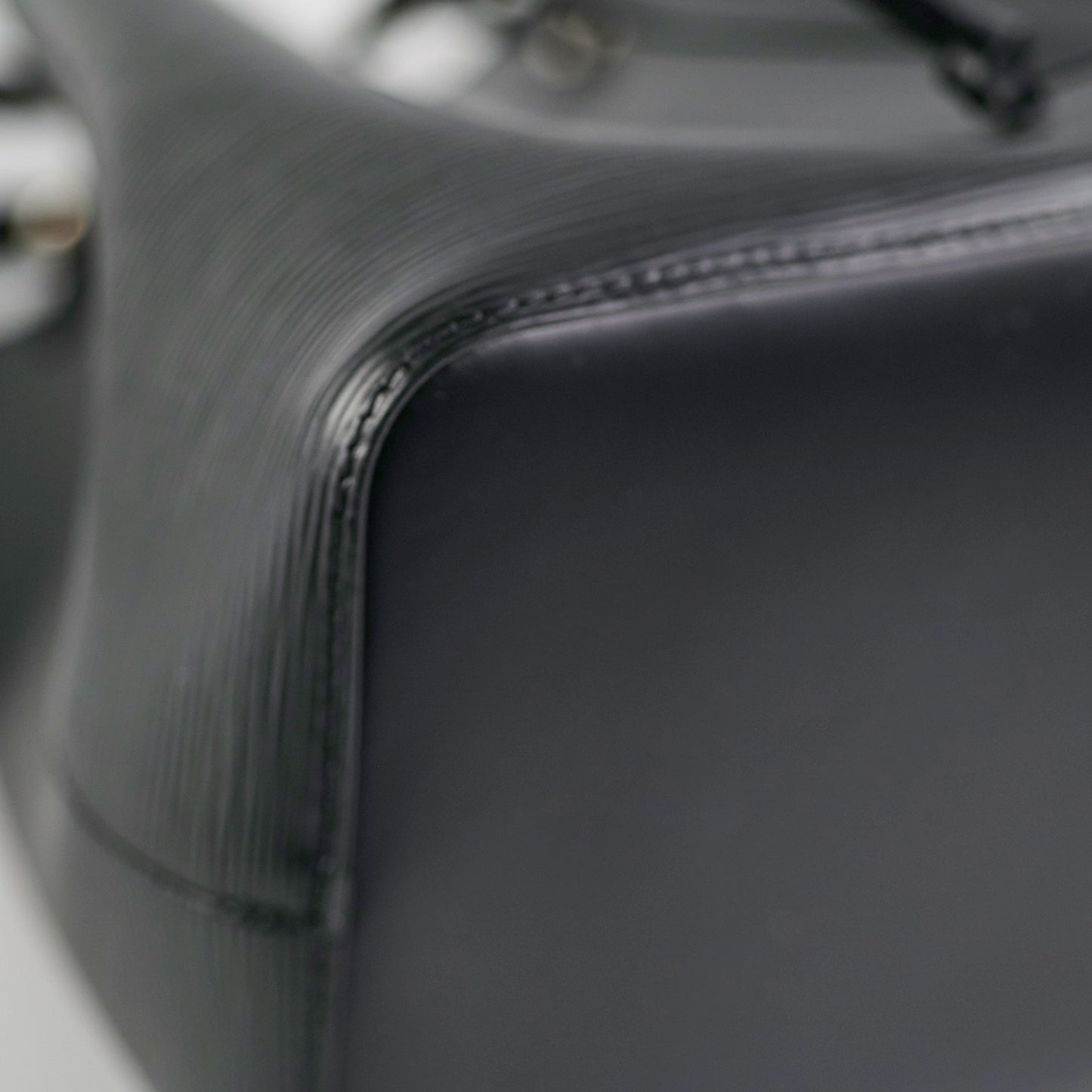 Louis Vuitton Epi Neo Noe Black