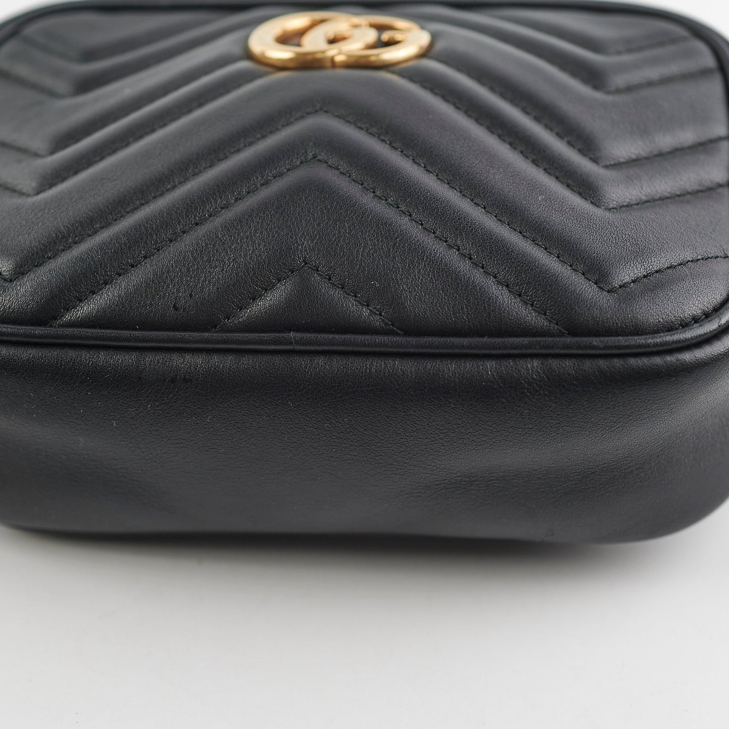 Gucci Mini Marmont Camera Black