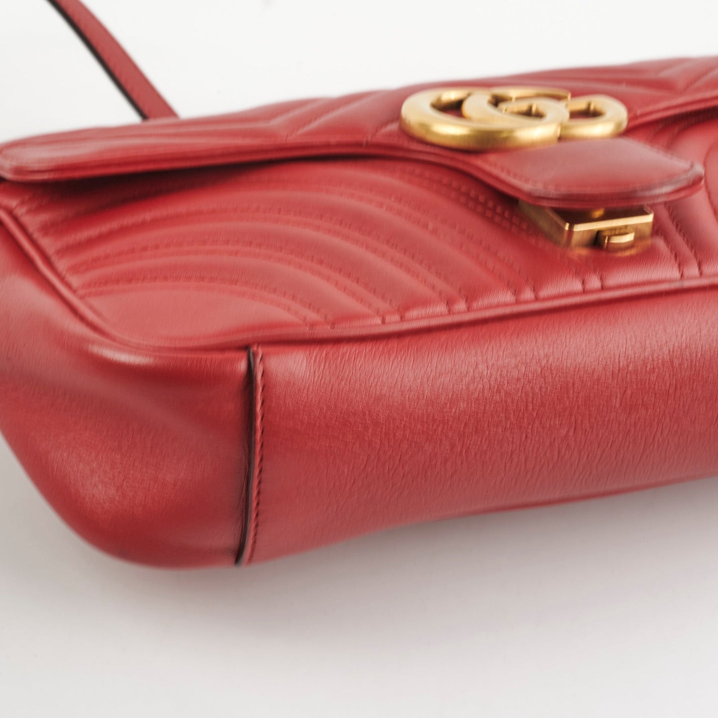 Gucci Marmont Small Red Shoulder Bag