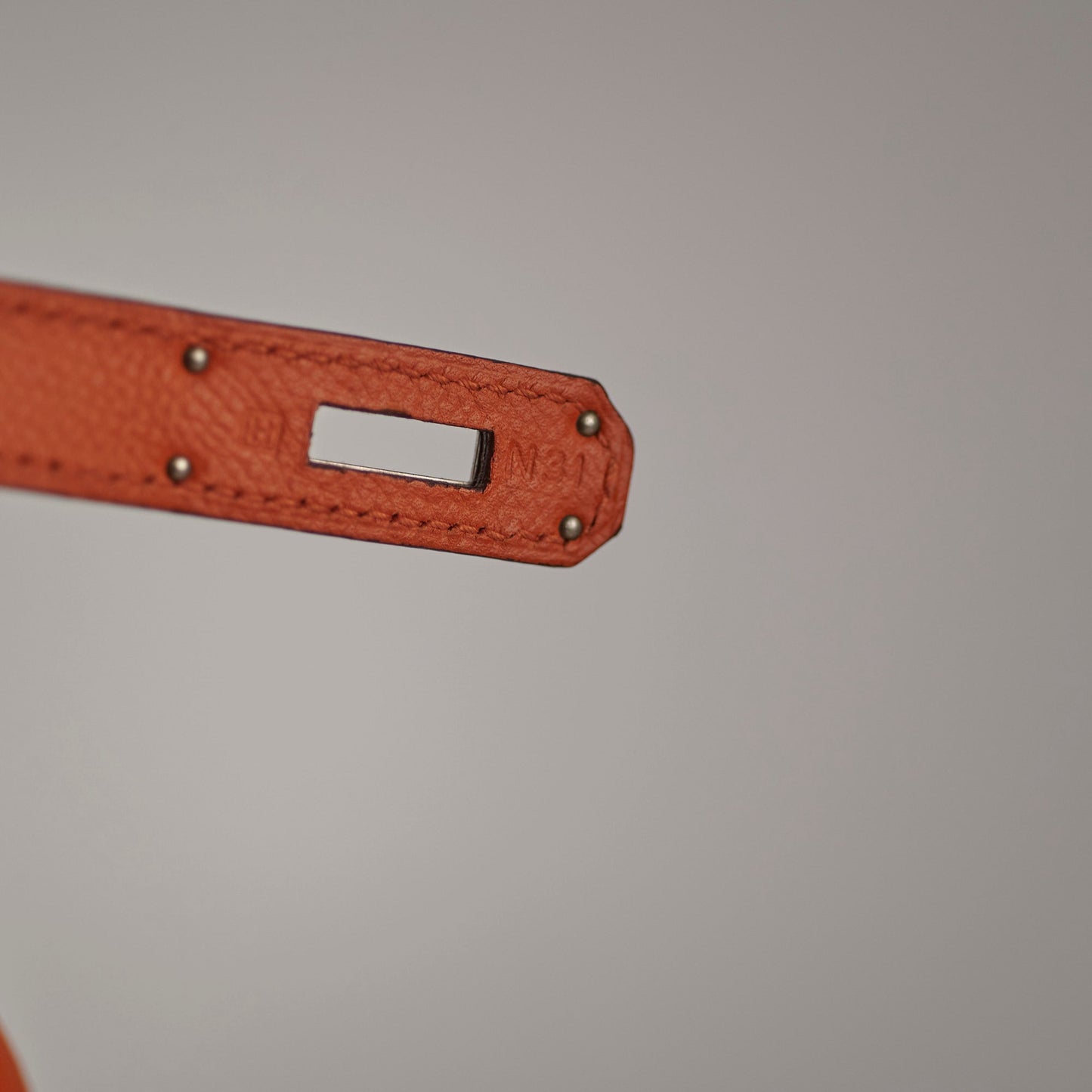 Hermes Kelly 28 Orange P Square Stamp