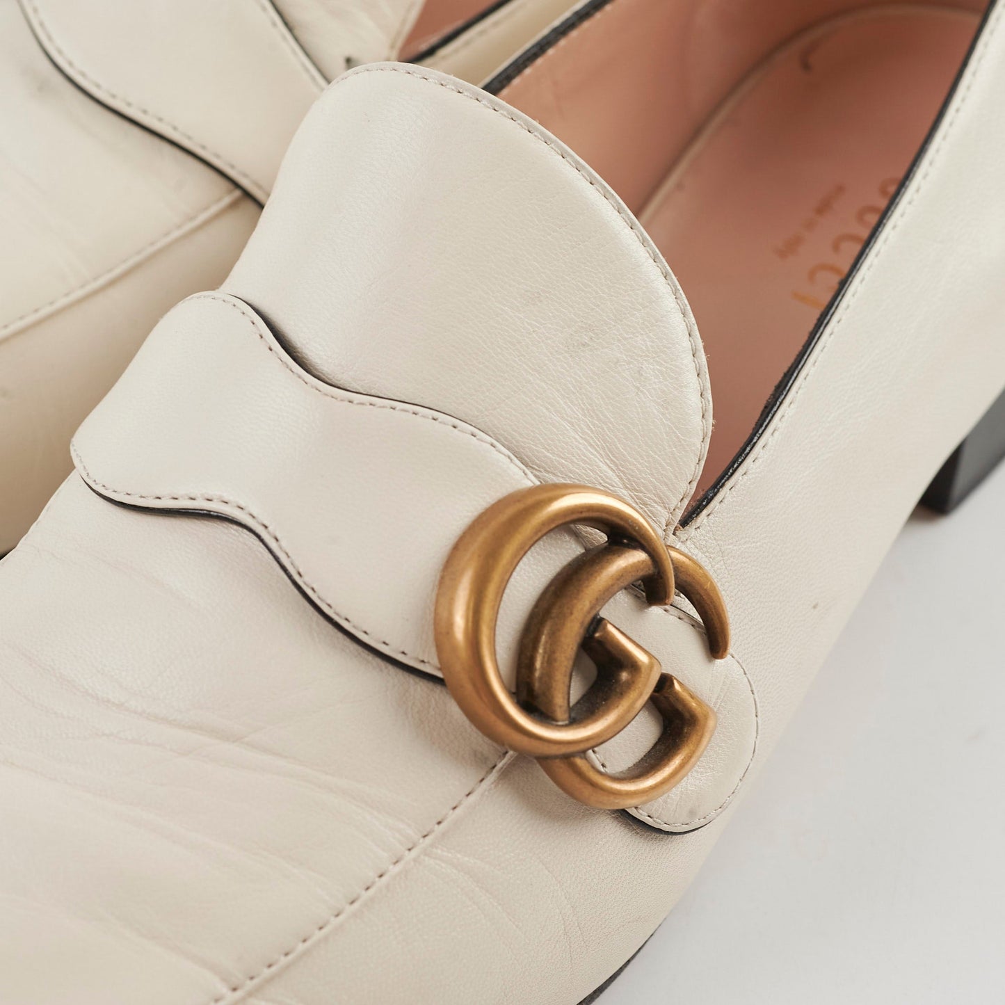 Gucci Loafers Cream Size 39.5