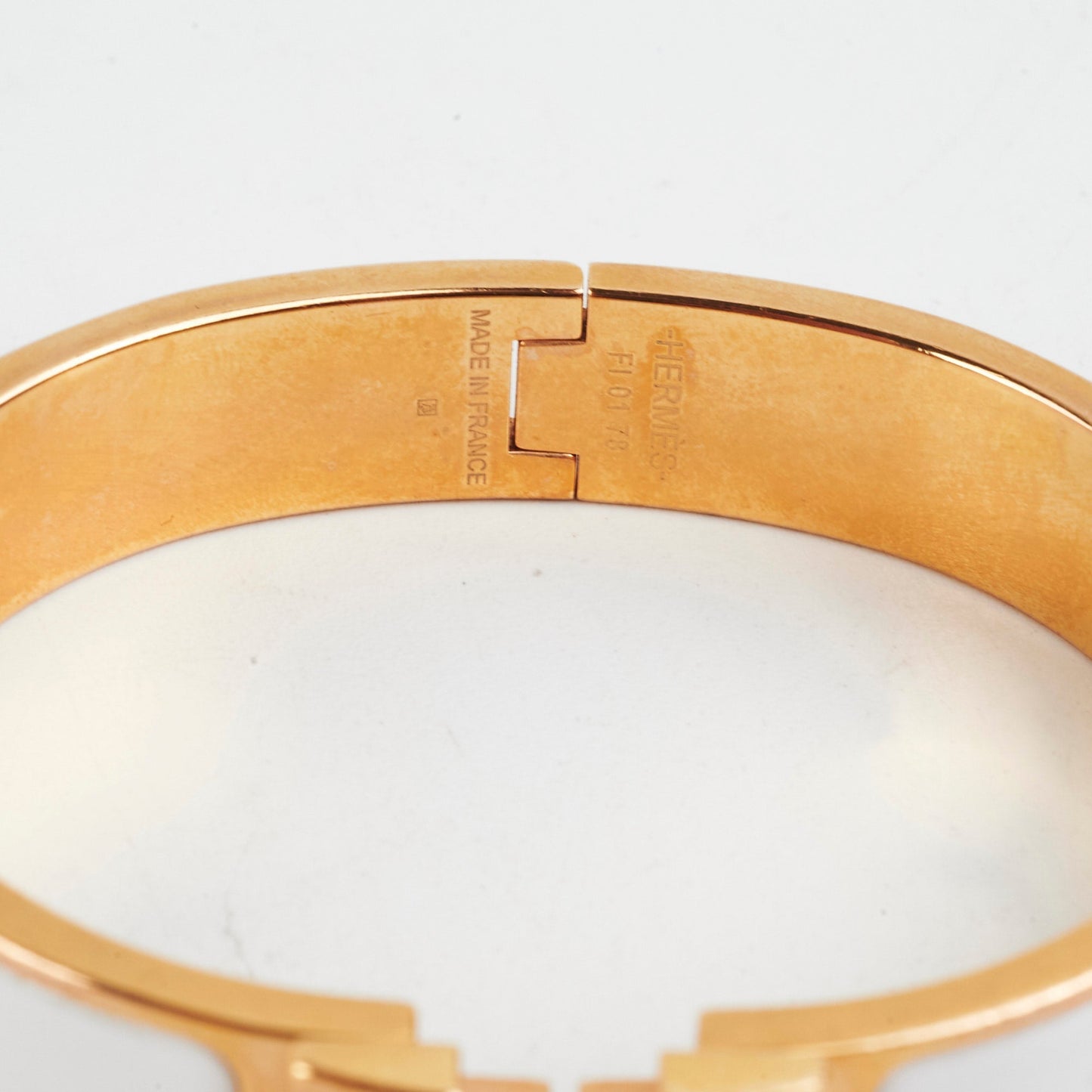 Hermes H White Clic Bracelet PM