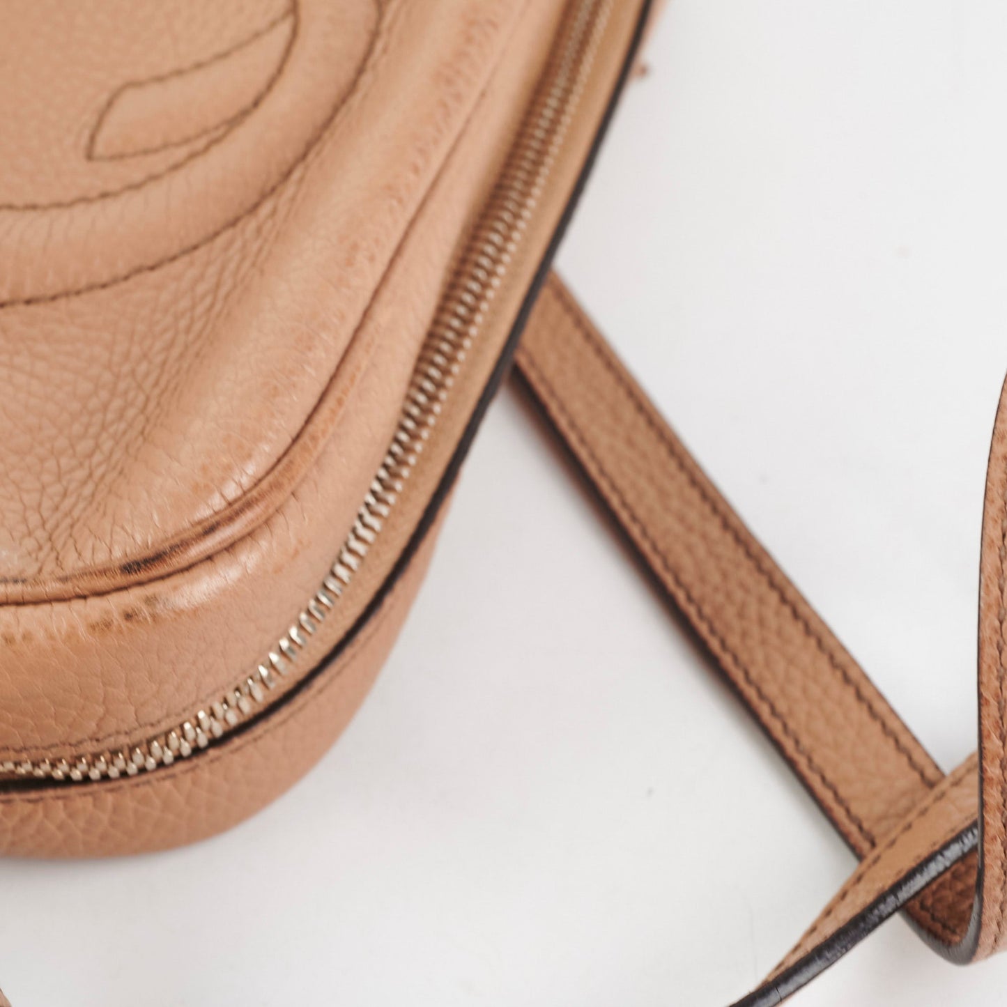 Gucci Soho Disco Camera Bag Beige