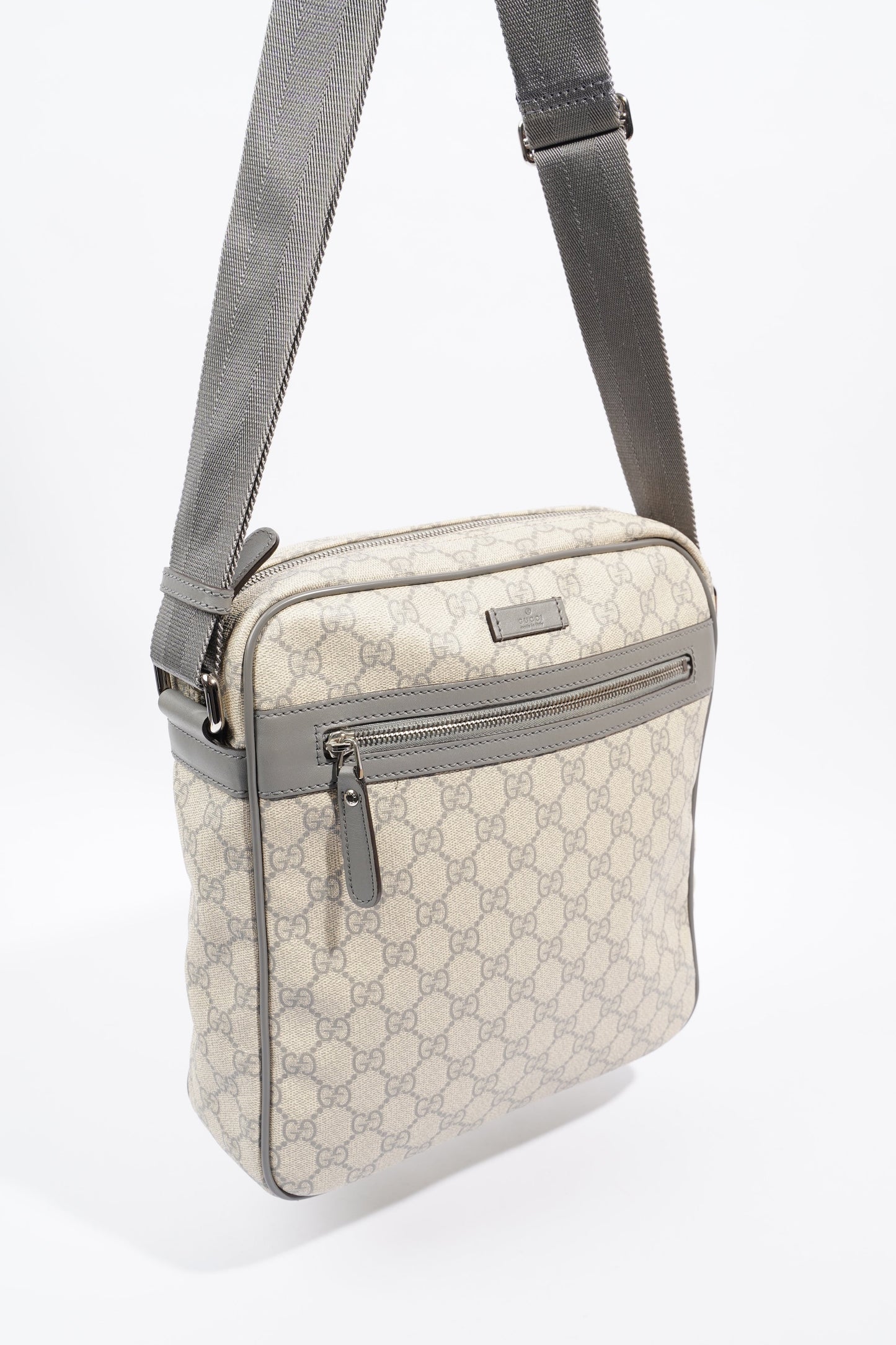 Gucci Messenger Bag Beige / Grey Canvas