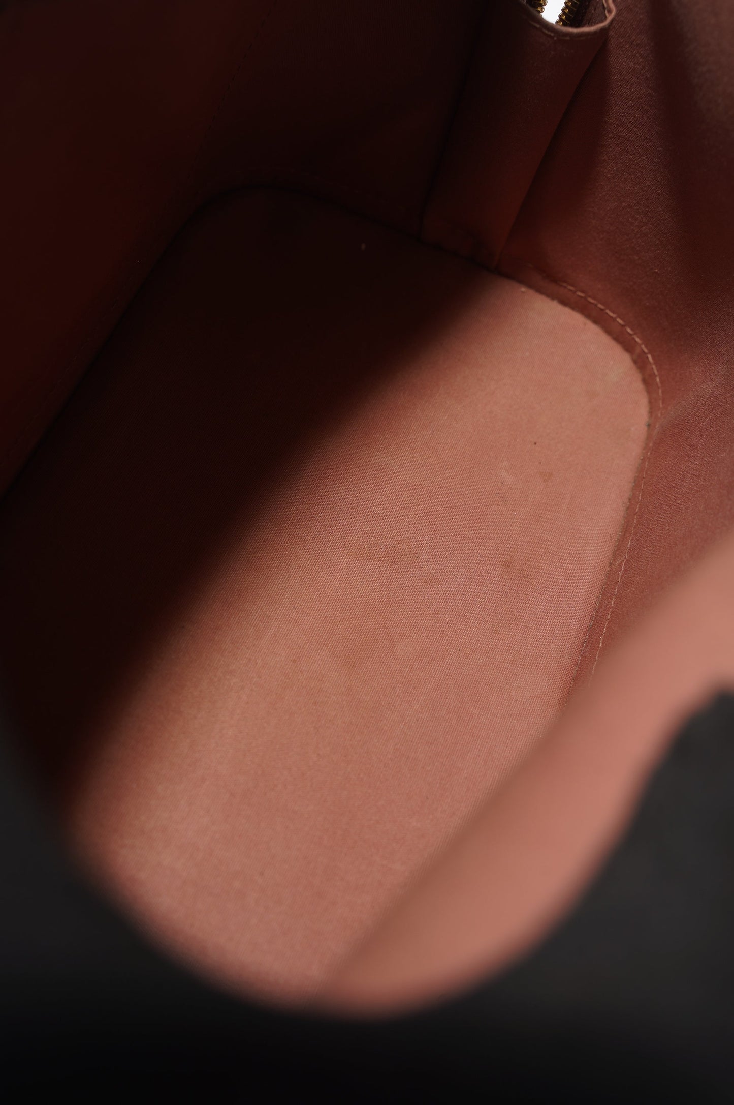 Louis Vuitton Alma Rose Vernis Leather PM
