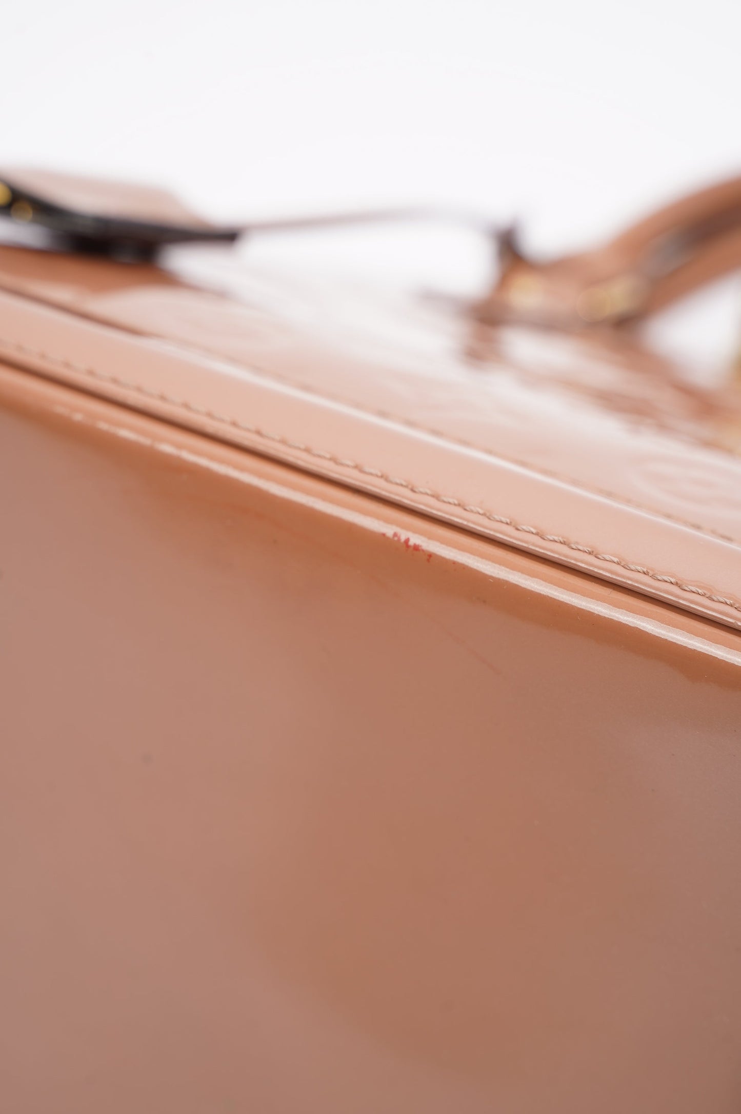 Louis Vuitton Alma Rose Vernis Leather PM
