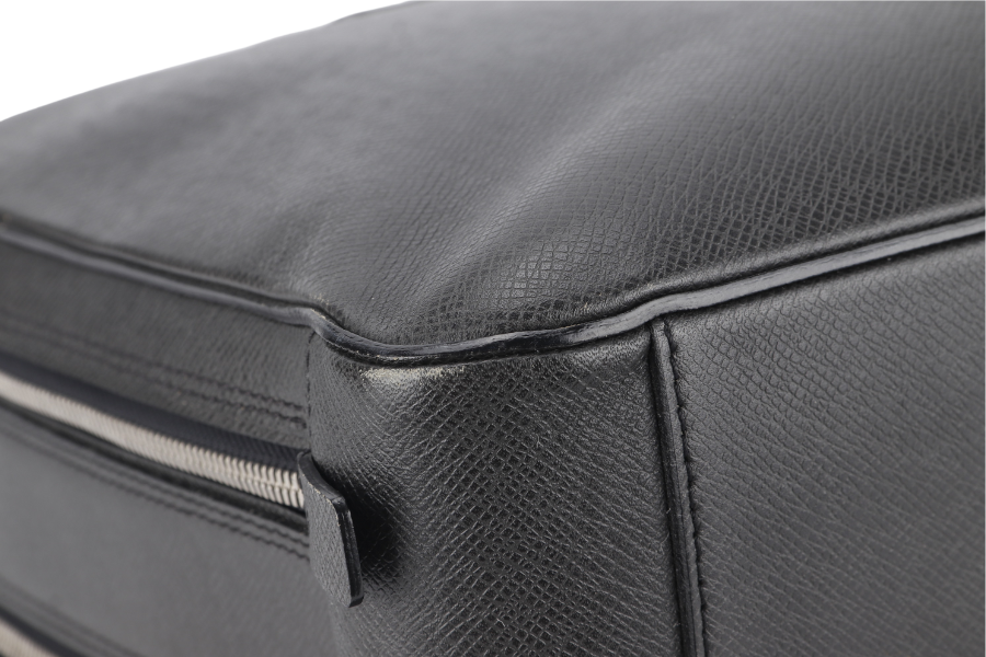 LOUIS VUITTON GREY TAIGA LEATHER DOCUMENT BAG WITH DUST COVER, LOCK&KEYS