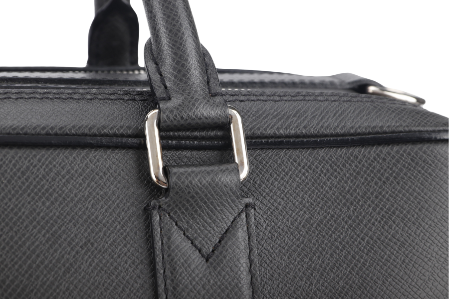 LOUIS VUITTON GREY TAIGA LEATHER DOCUMENT BAG WITH DUST COVER, LOCK&KEYS