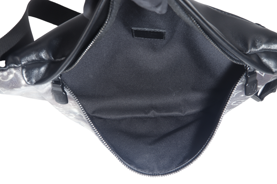 LOUIS VUITTON GALAXY DISCOVERY (M44444) CANVAS MONOGRAM BLACK BUMBAG BLACK HARDWARE WITH DUST COVER