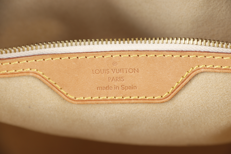 LOUIS VUITTON HAMPSTEAD MM DAMIER AZUR CANVAS GOLD HARDWARE NO DUST COVER
