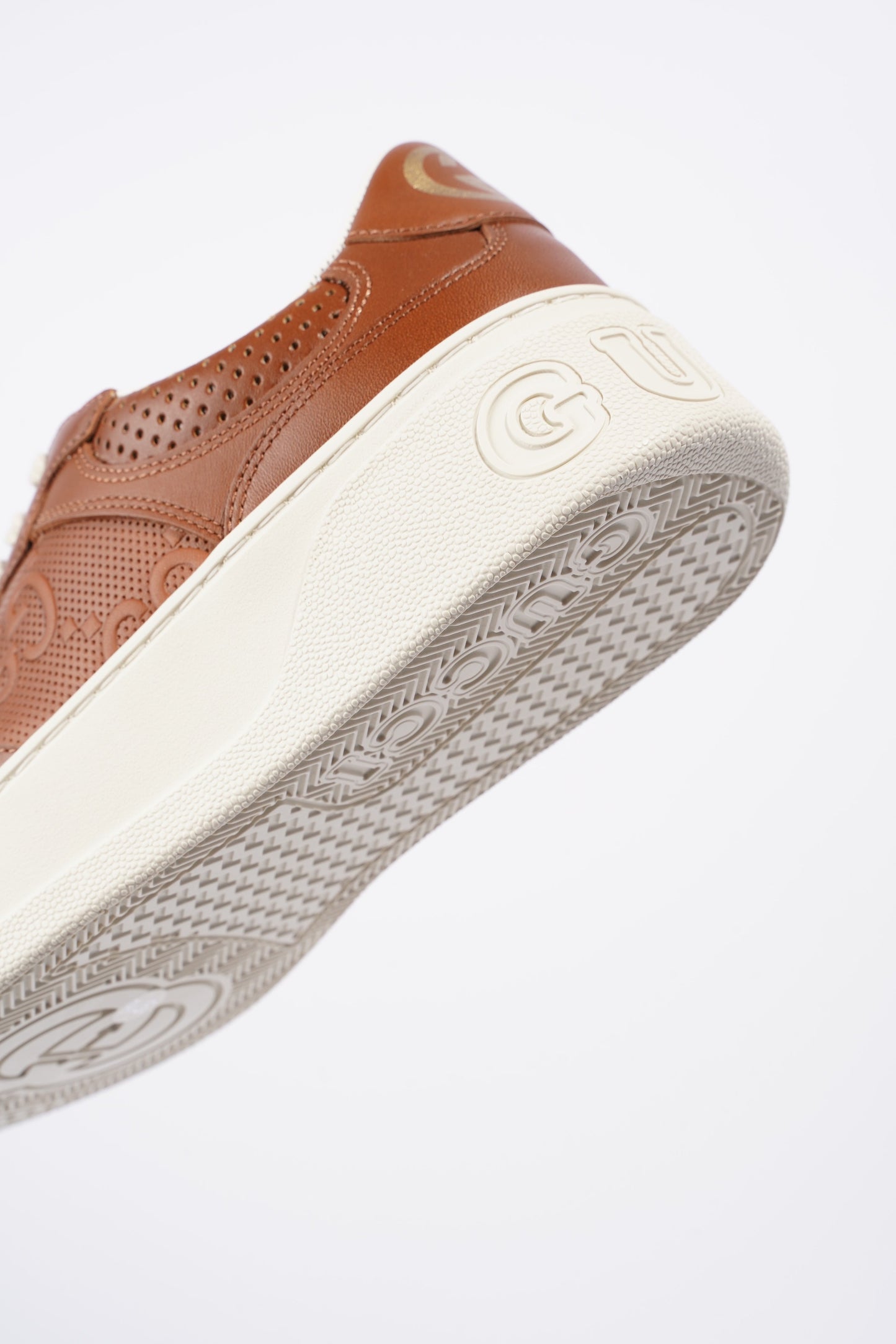 Gucci GG Logo Embossed Brown / White Leather EU 37.5 UK 4.5