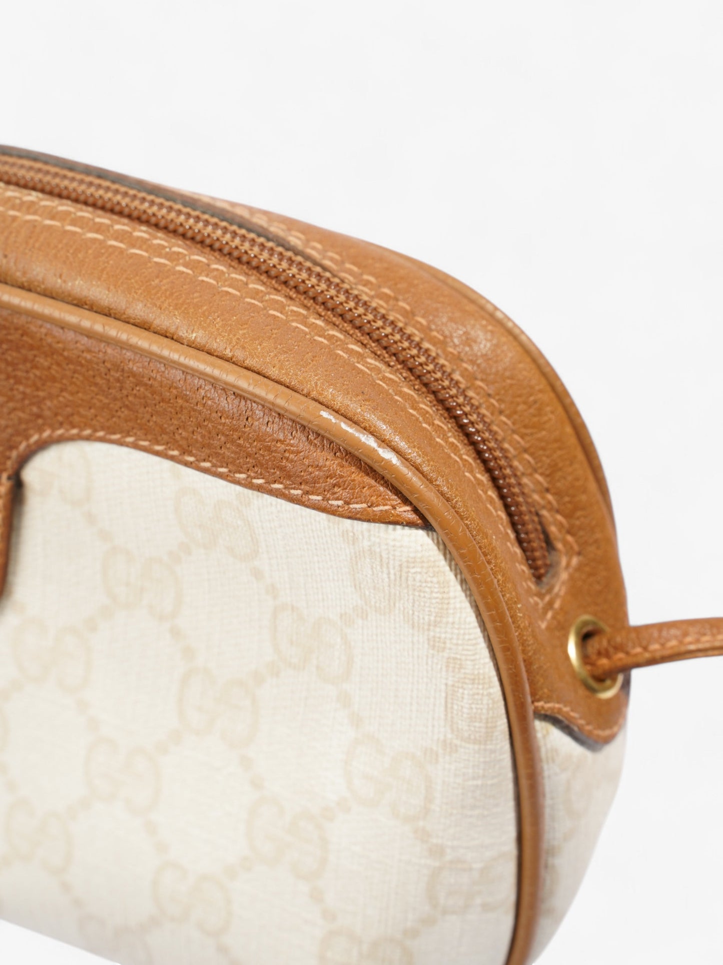 Gucci Vintage GG Camera Bag Tan / Cream Coated Canvas