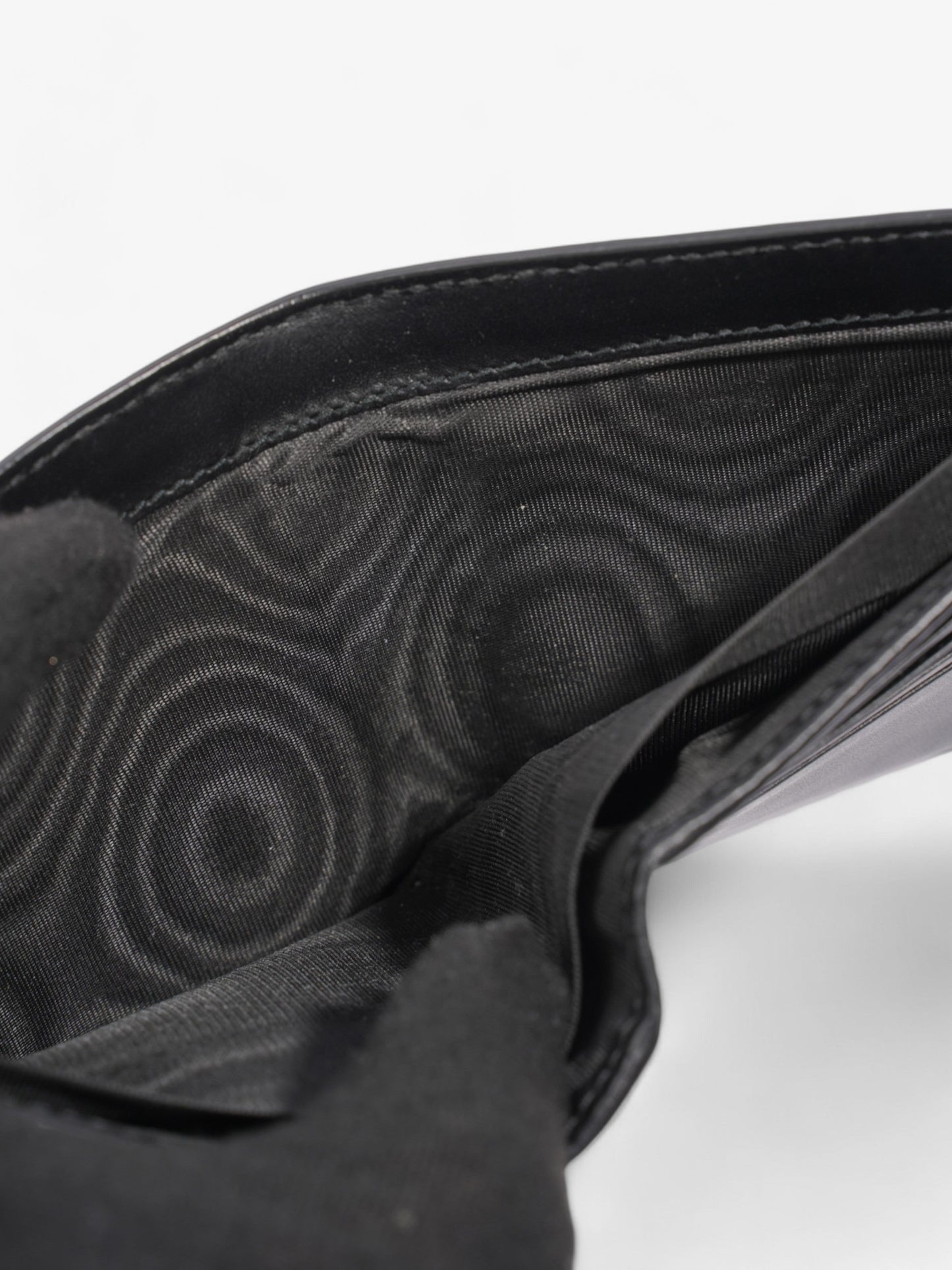 Gucci Kingsnake Print Bifold Wallet Black / Snake Canvas