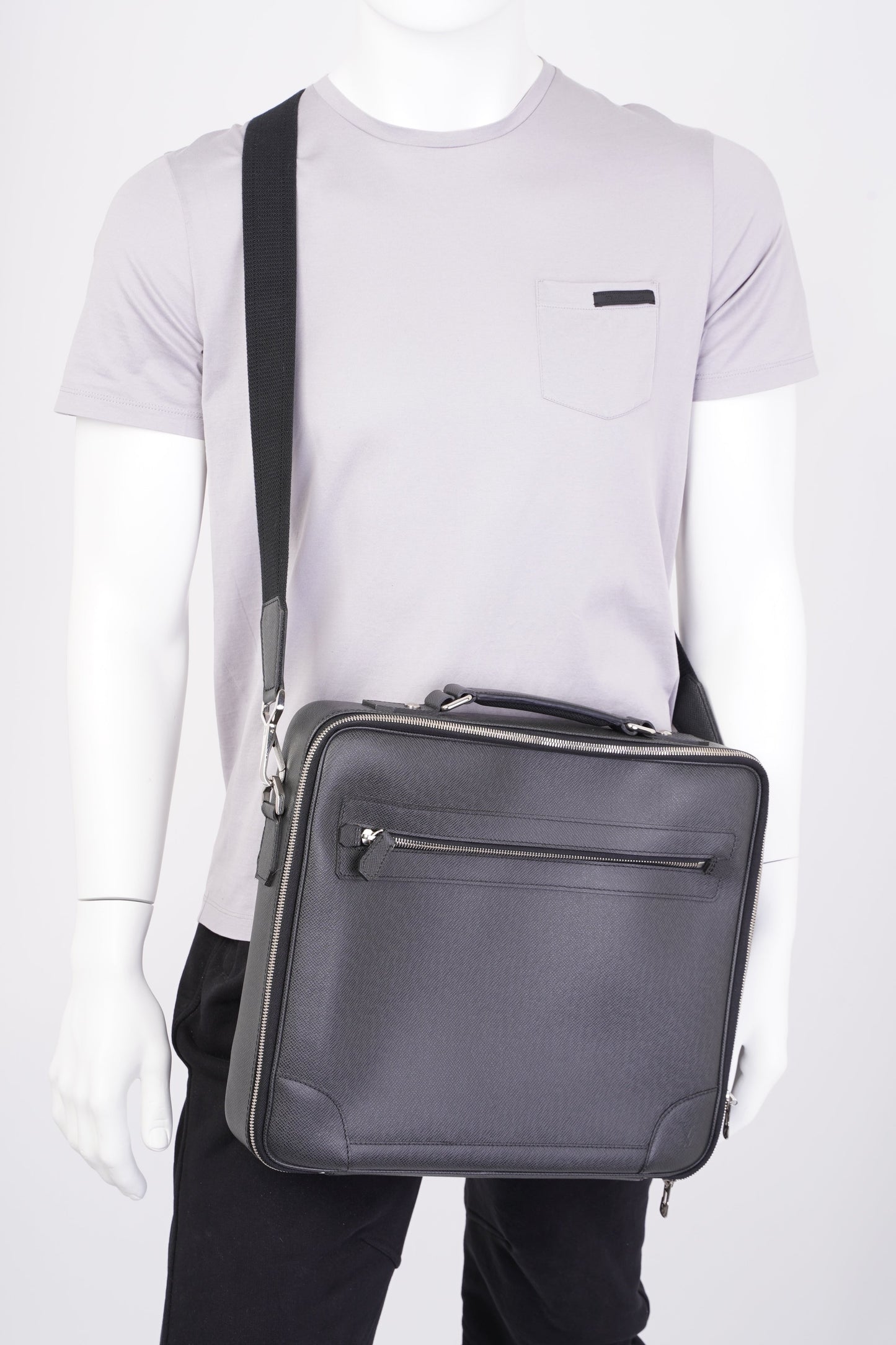 Louis Vuitton Computer And Document Briefcase Black Leather