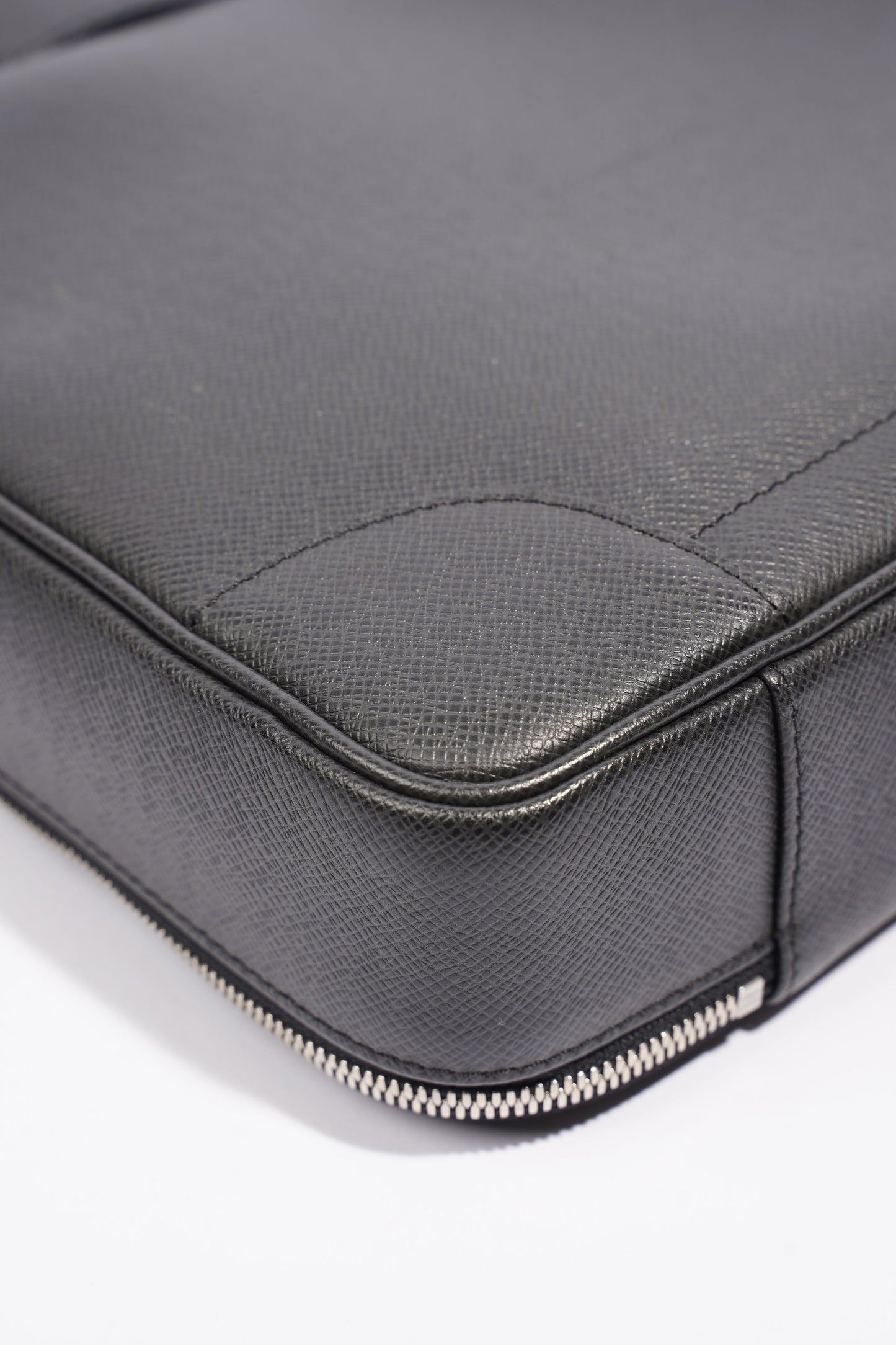 Louis Vuitton Computer And Document Briefcase Black Leather