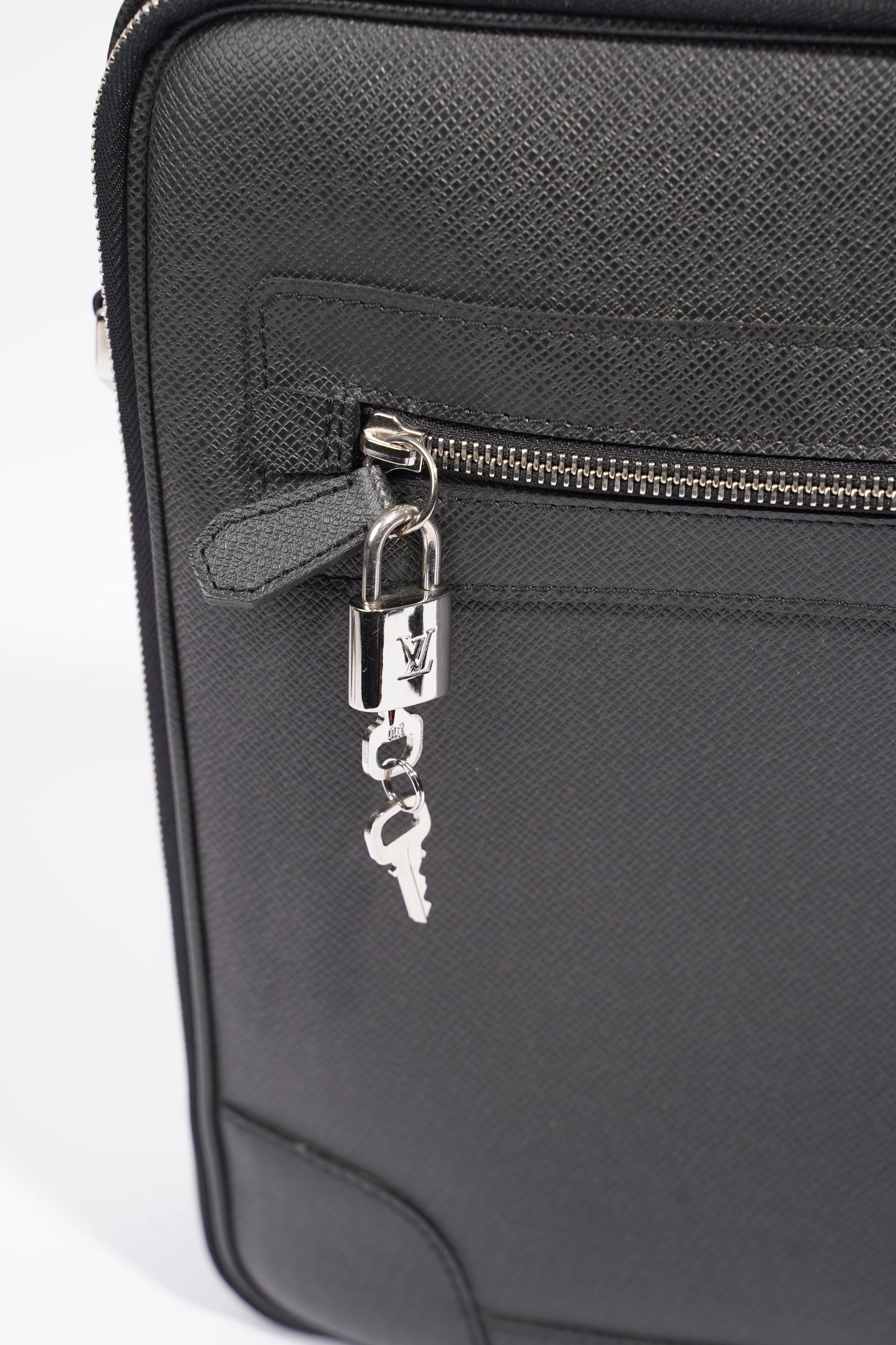 Louis Vuitton Computer And Document Briefcase Black Leather