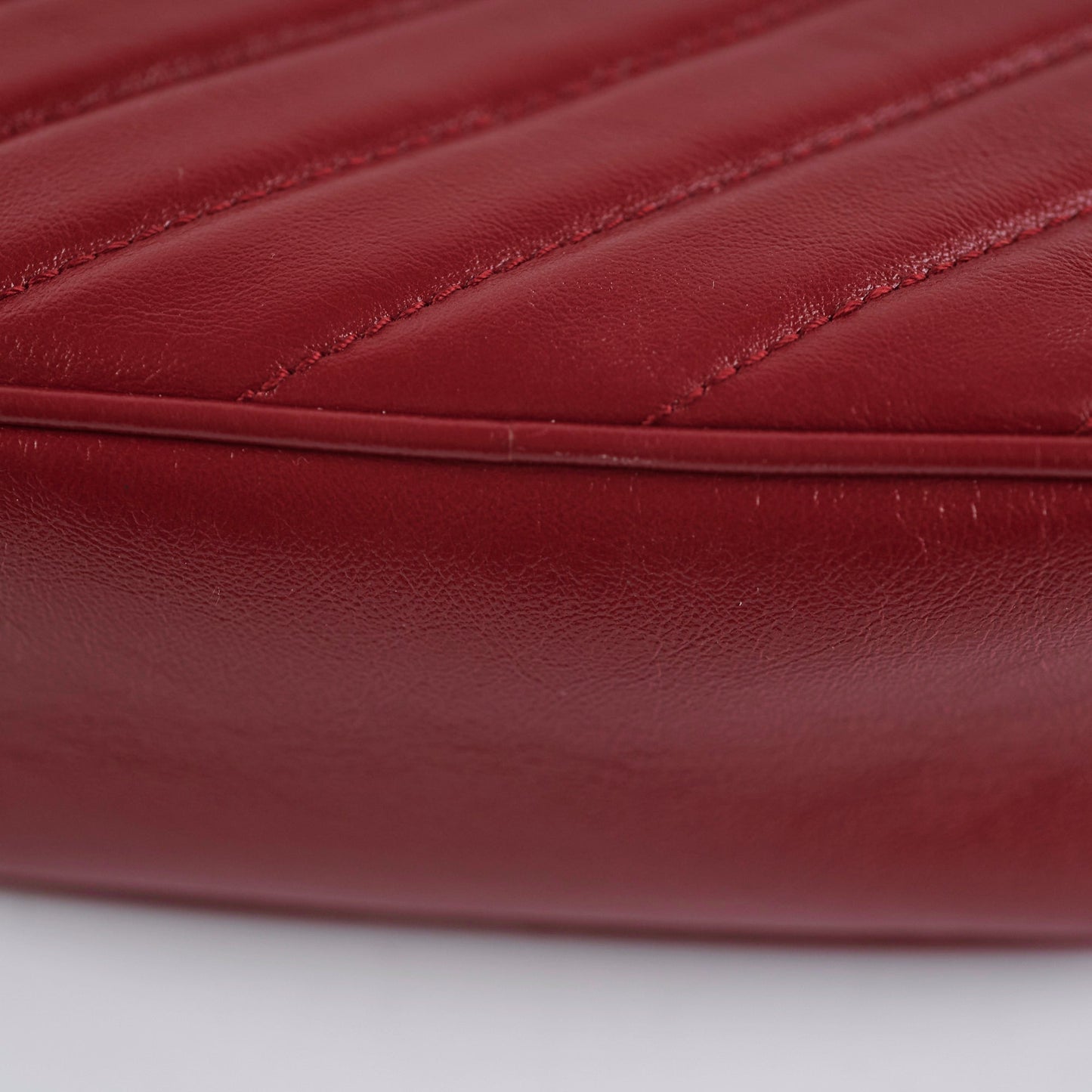 Gucci Marmont Camera Red