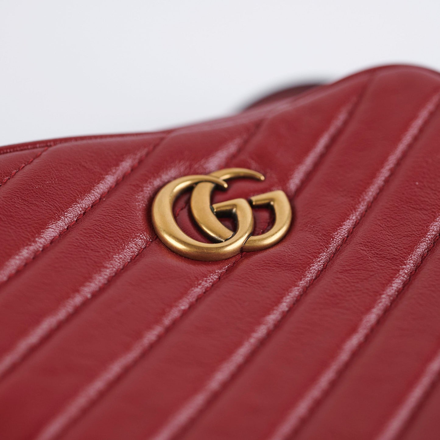 Gucci Marmont Camera Red