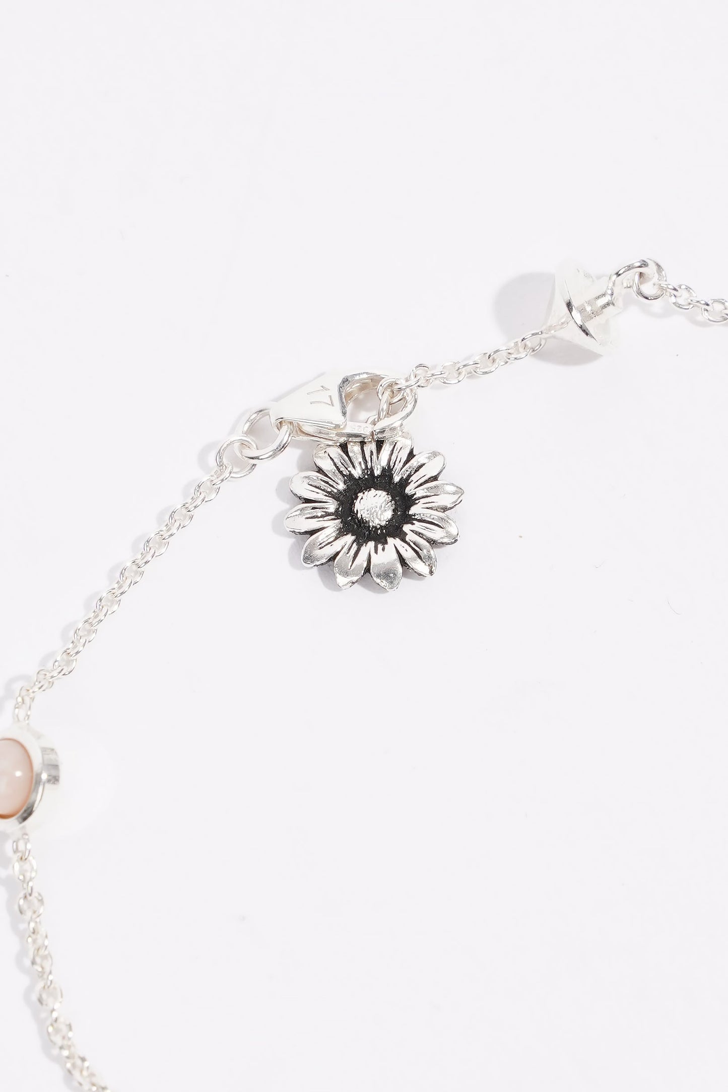 Gucci GG Marmont Mother Of Pearl Bracelet Silver / Baby Pink Pearl Silver Sterling 17cm