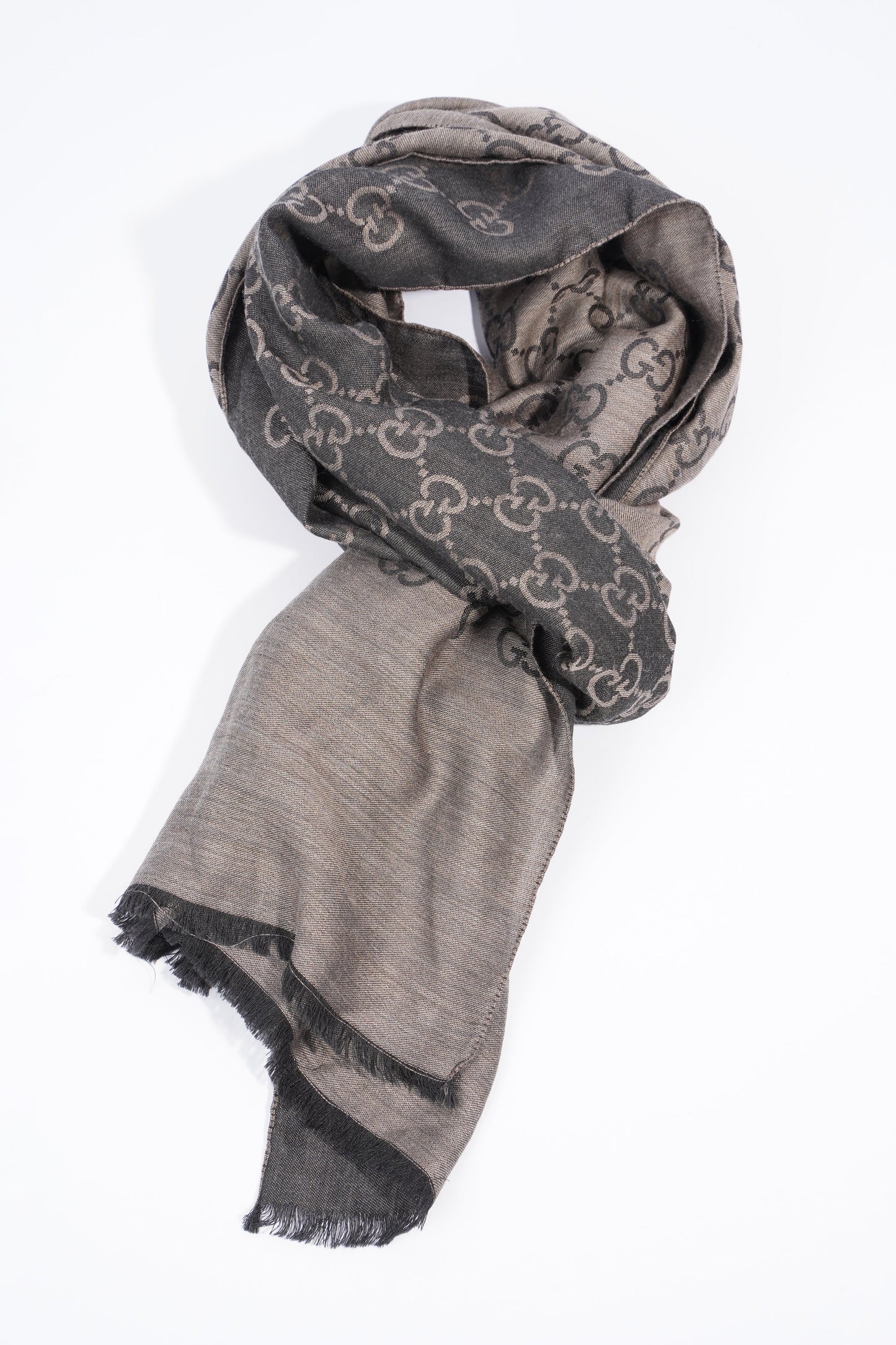 Gucci GG Supreme Scarf Grey Wool