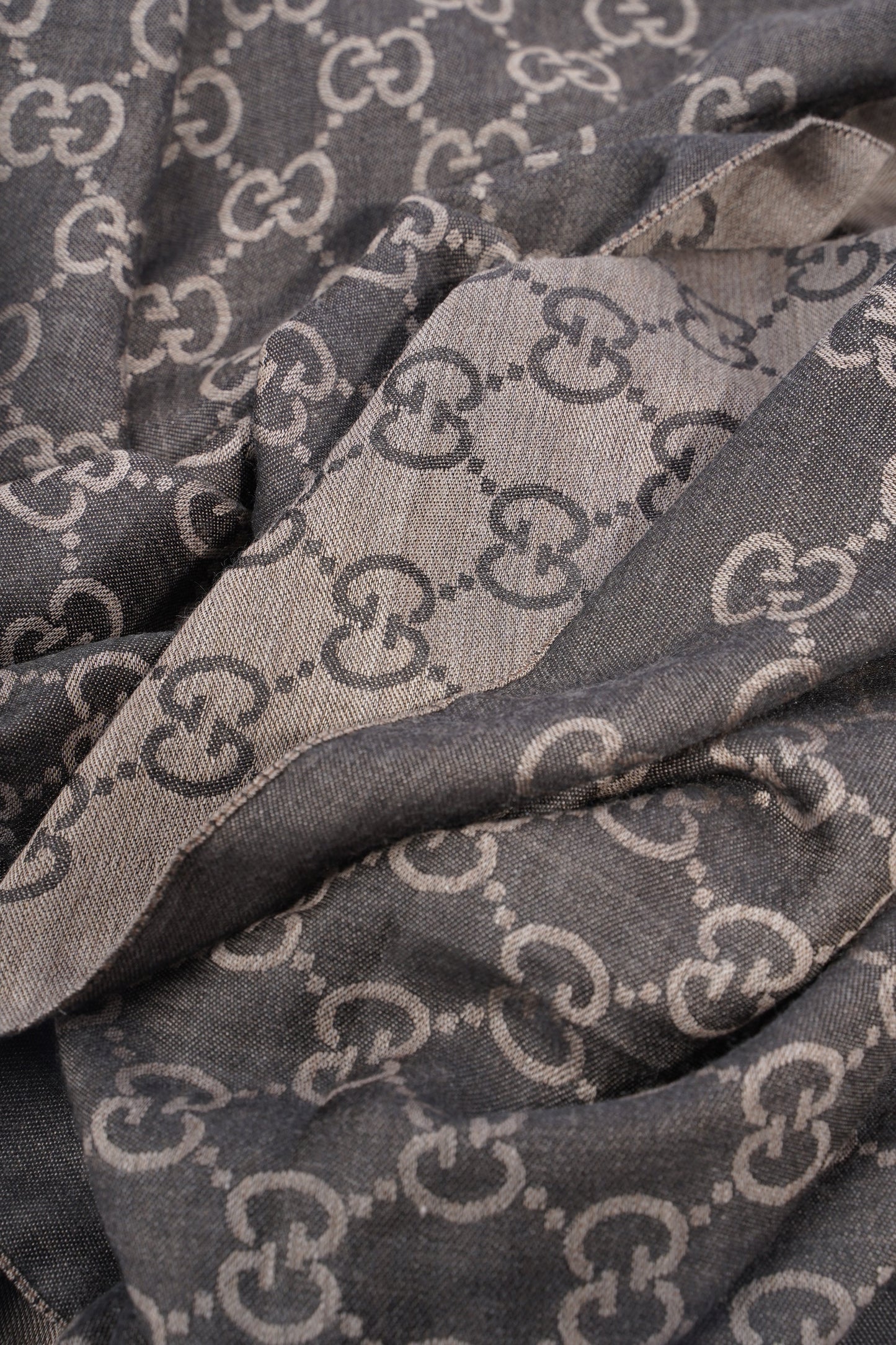 Gucci GG Supreme Scarf Grey Wool
