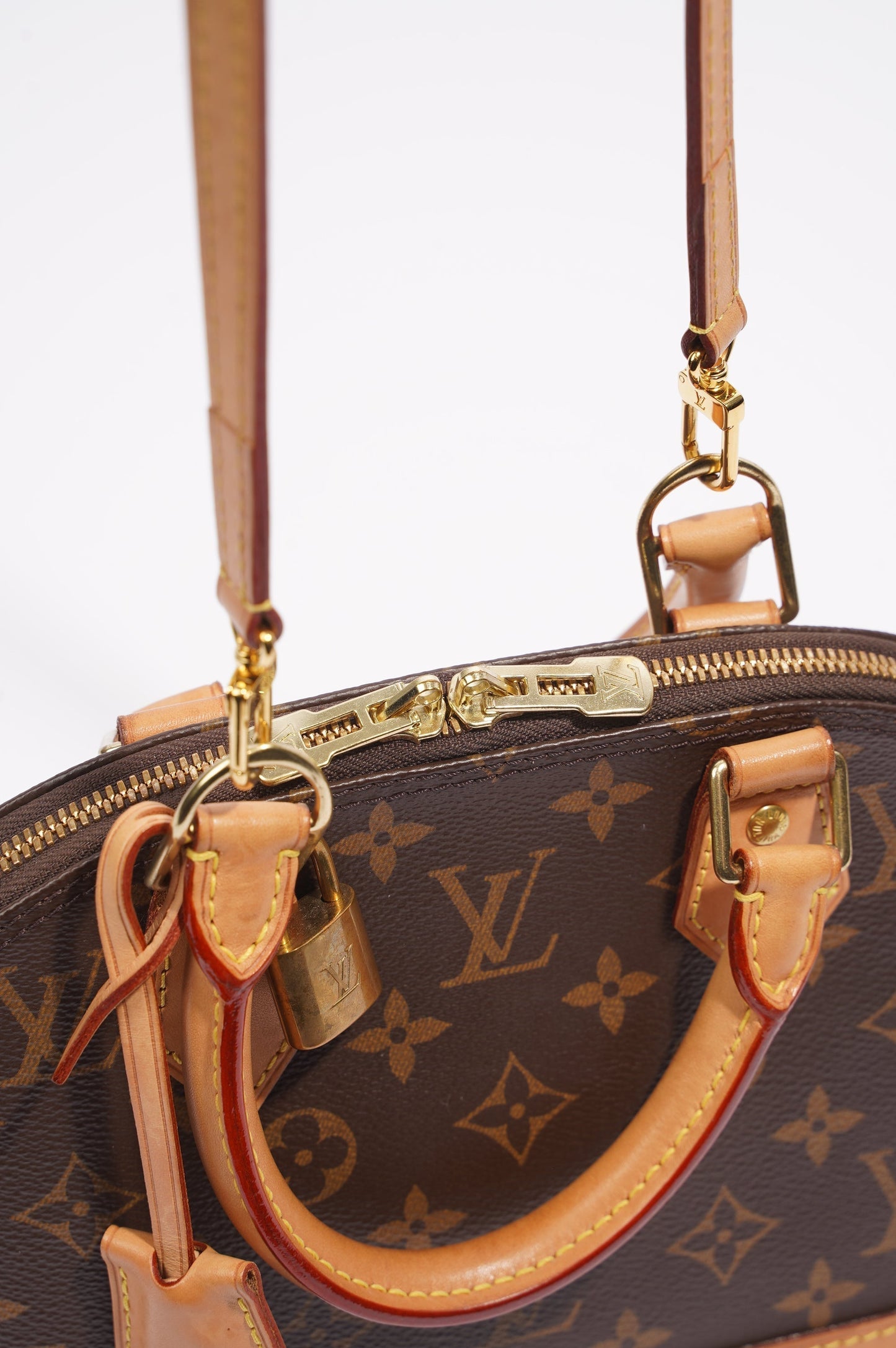 Louis Vuitton Alma Monogram Canvas BB