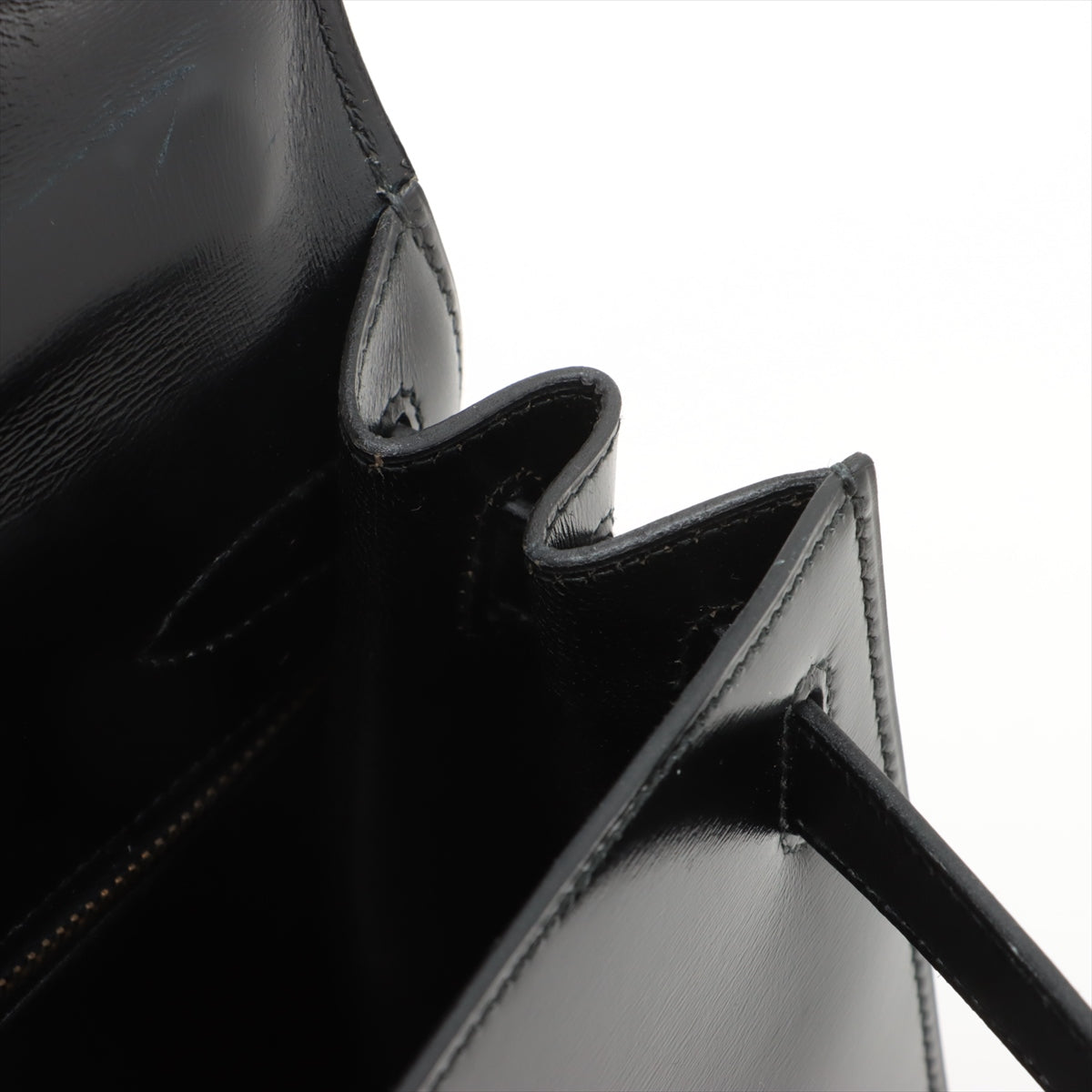 Hermes Kelly 28 Box Calf Black - N Circle Stamp