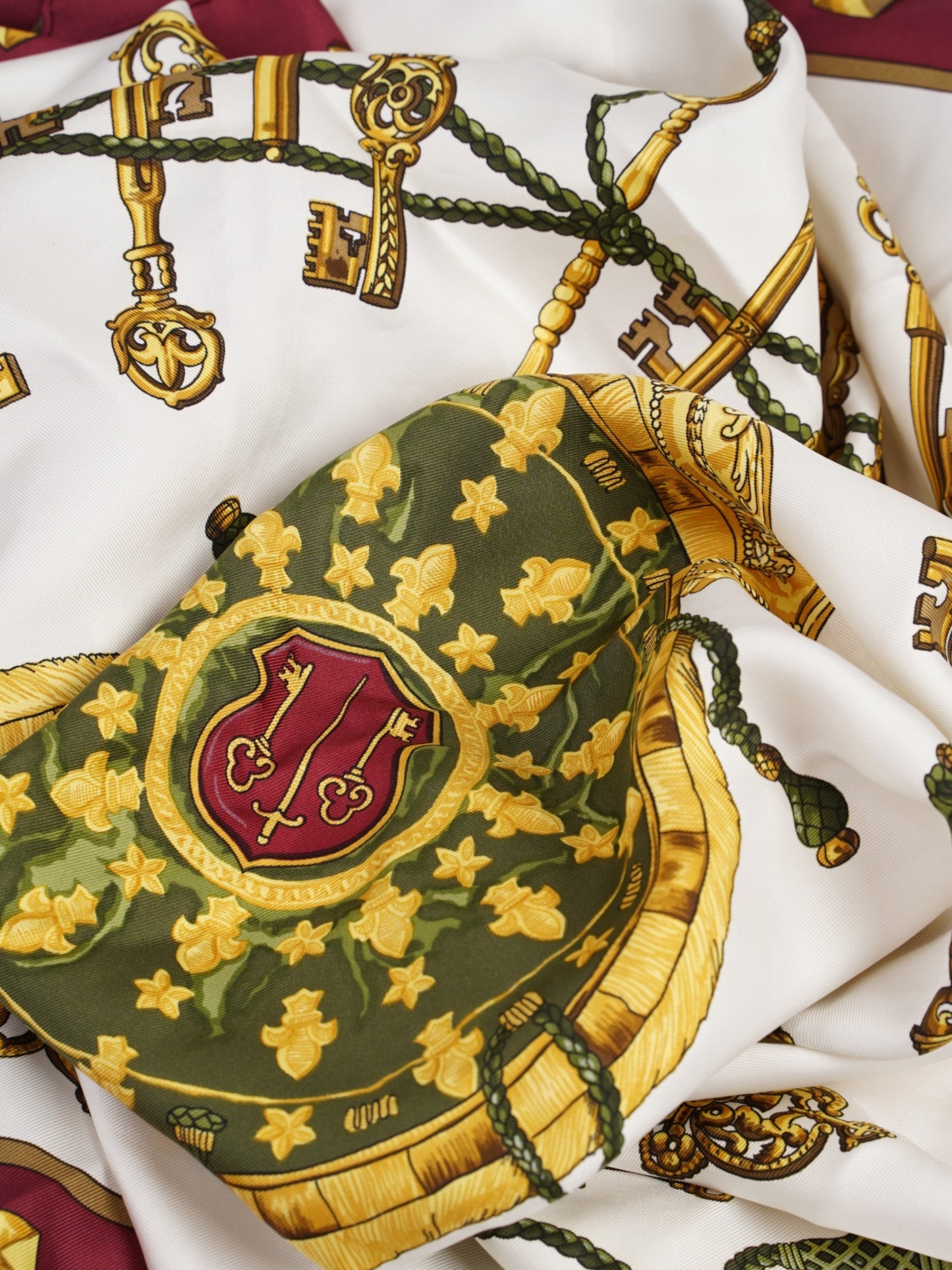 Hermes Hermès Carré 90 LES CLES Keys Scarf Burgundy / Cream / Gold Silk