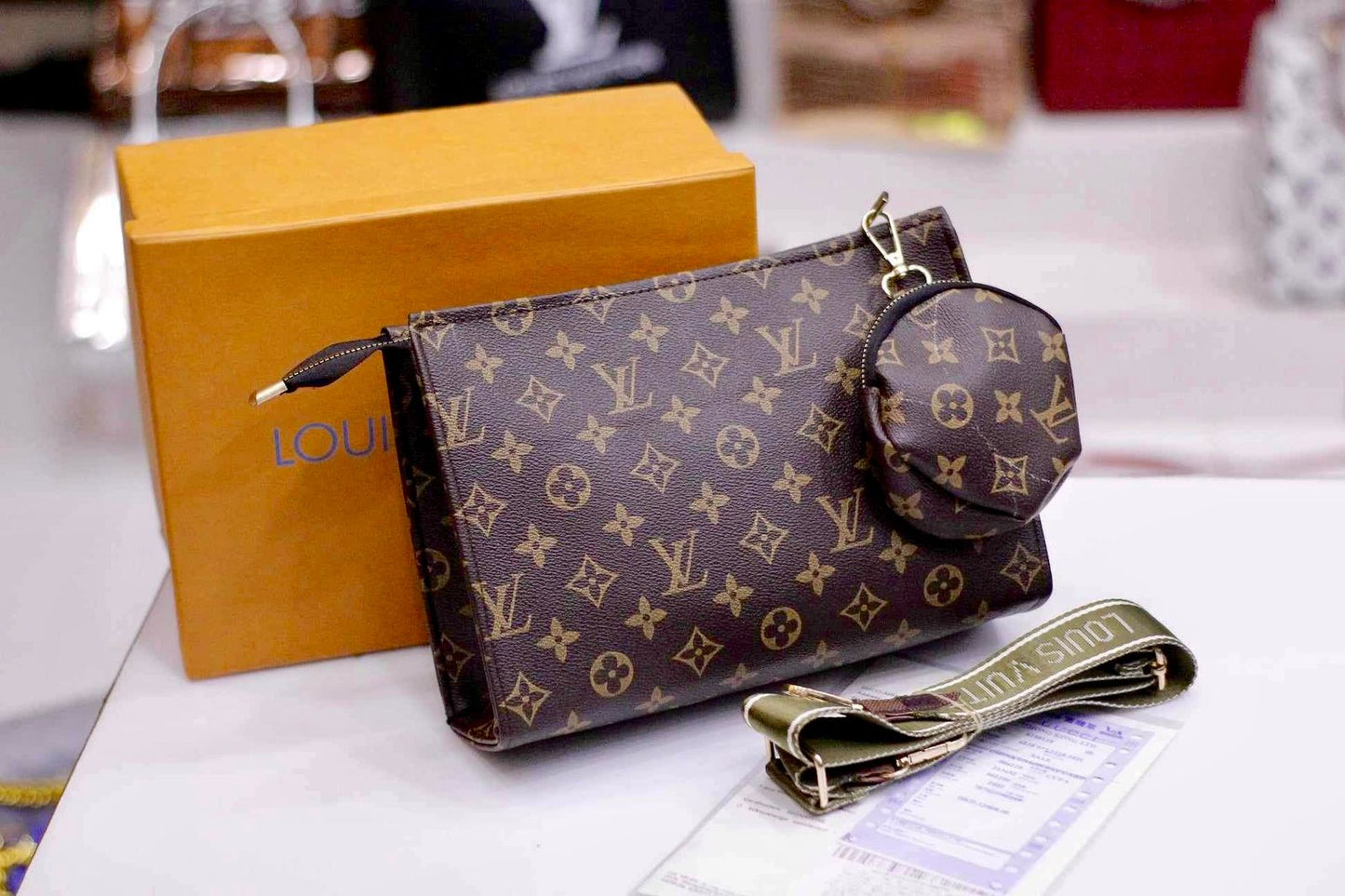 Louis Vuitton Crossbody Women Pouch – 2-Piece Set (Green)