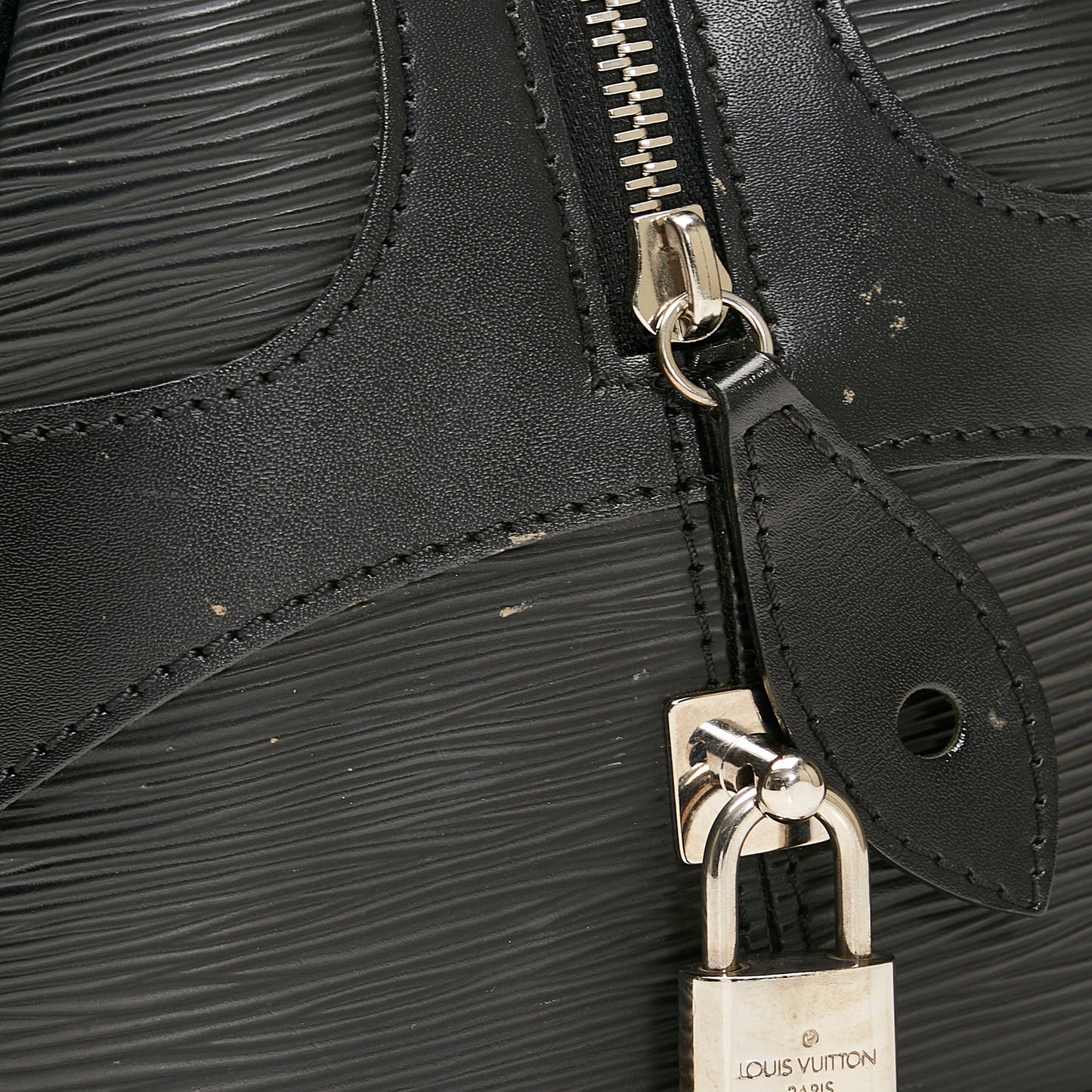 Louis Vuitton Bowling Montaigne GM Black Epi