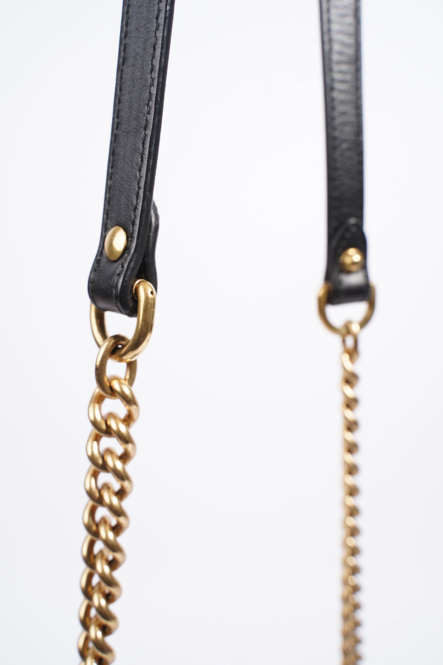 Gucci Marmont Flap Black Matelasse Leather Small